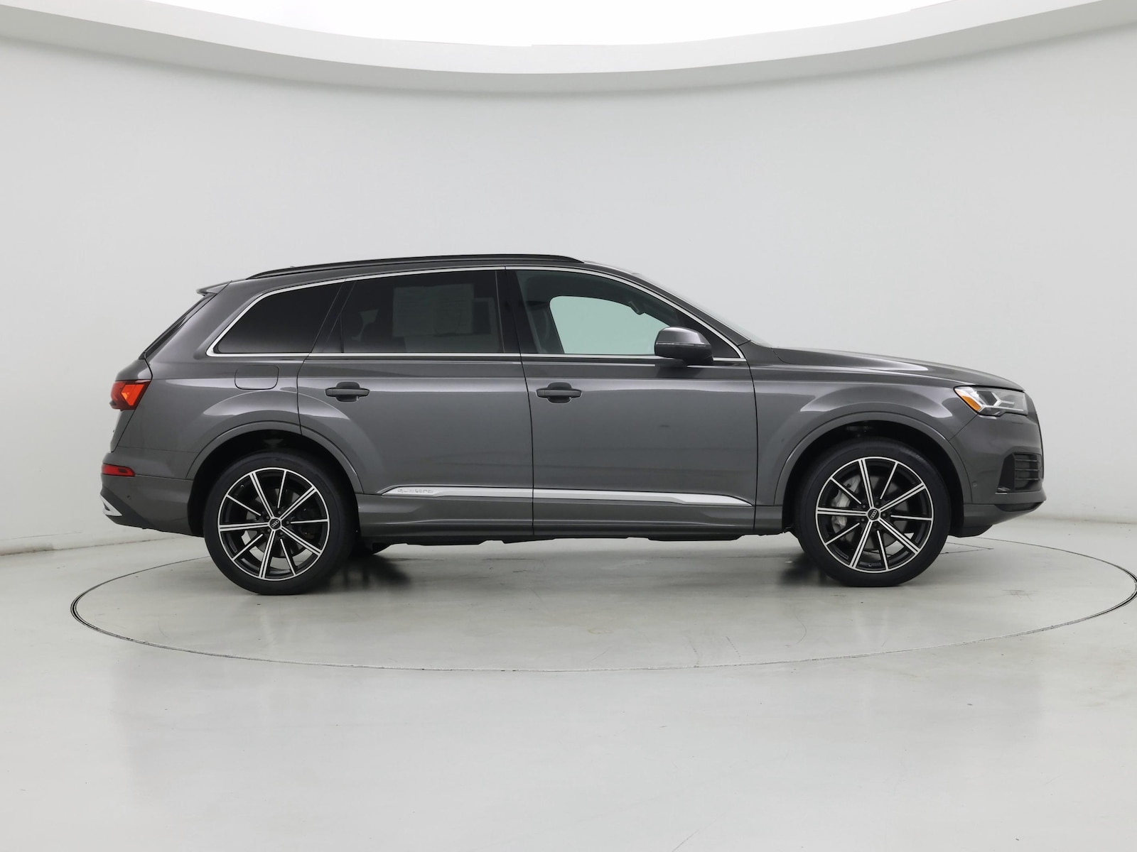 2022 Audi Q7 Premium Plus - Photo 8