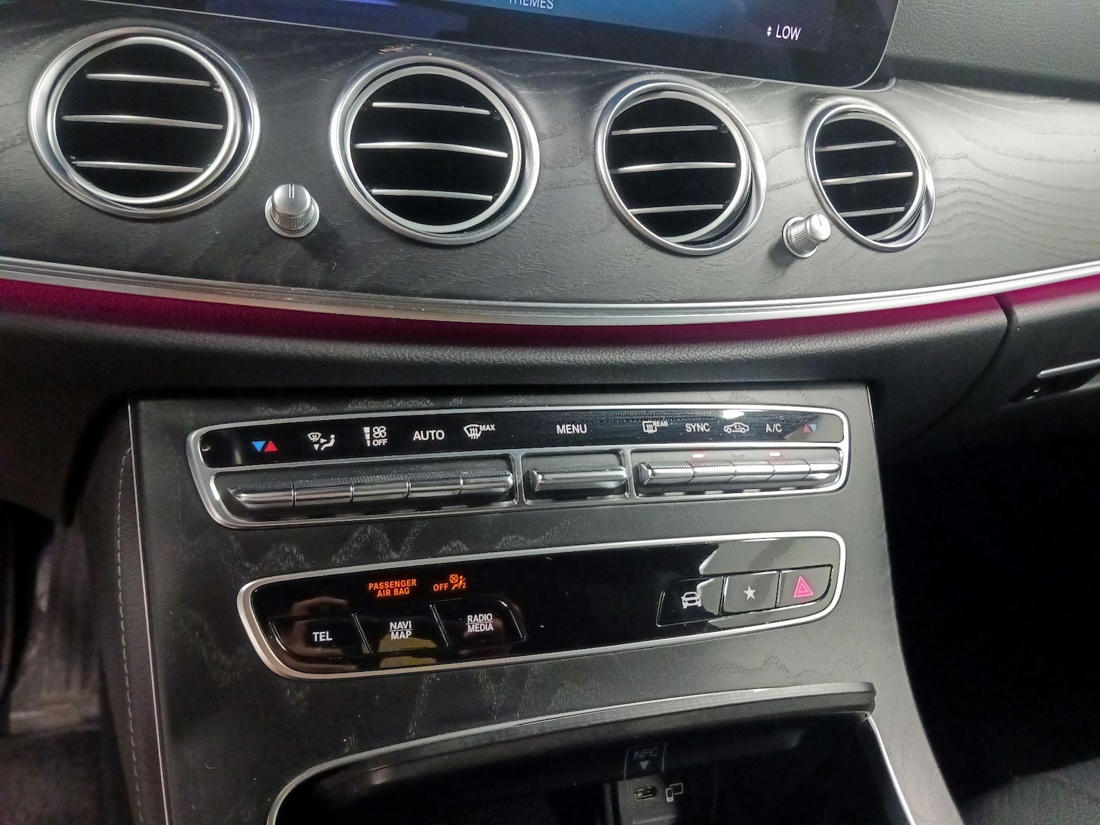 2022 Mercedes-Benz E-Class E350 - Photo 15