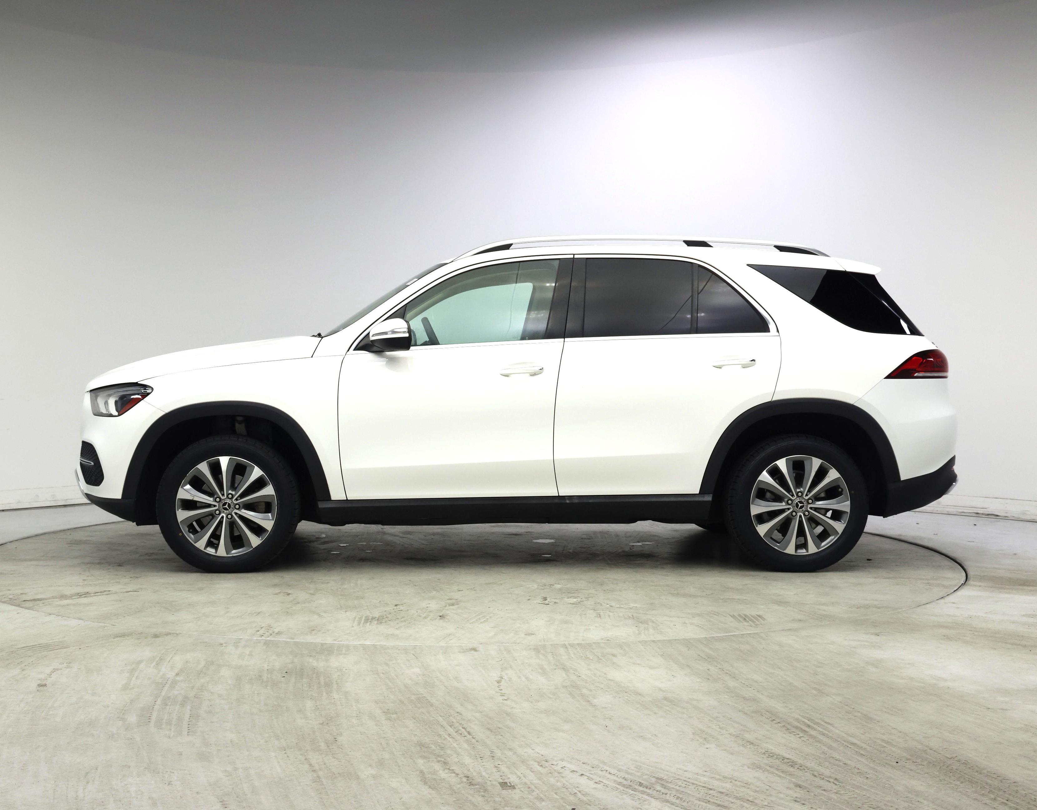 Thumbnail: 2020 Mercedes-Benz GLE - 3