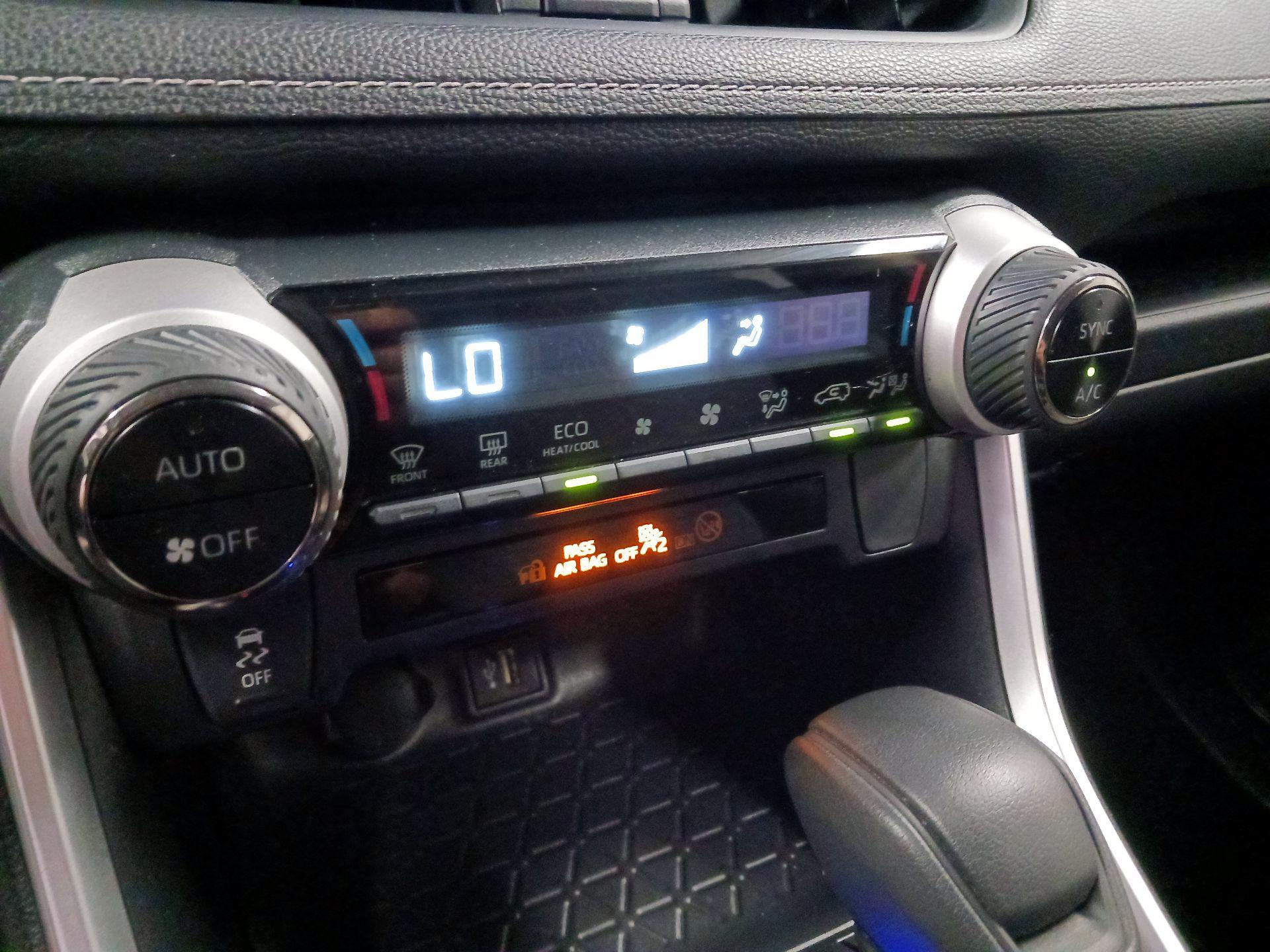 Thumbnail: 2023 Toyota RAV4 - 15