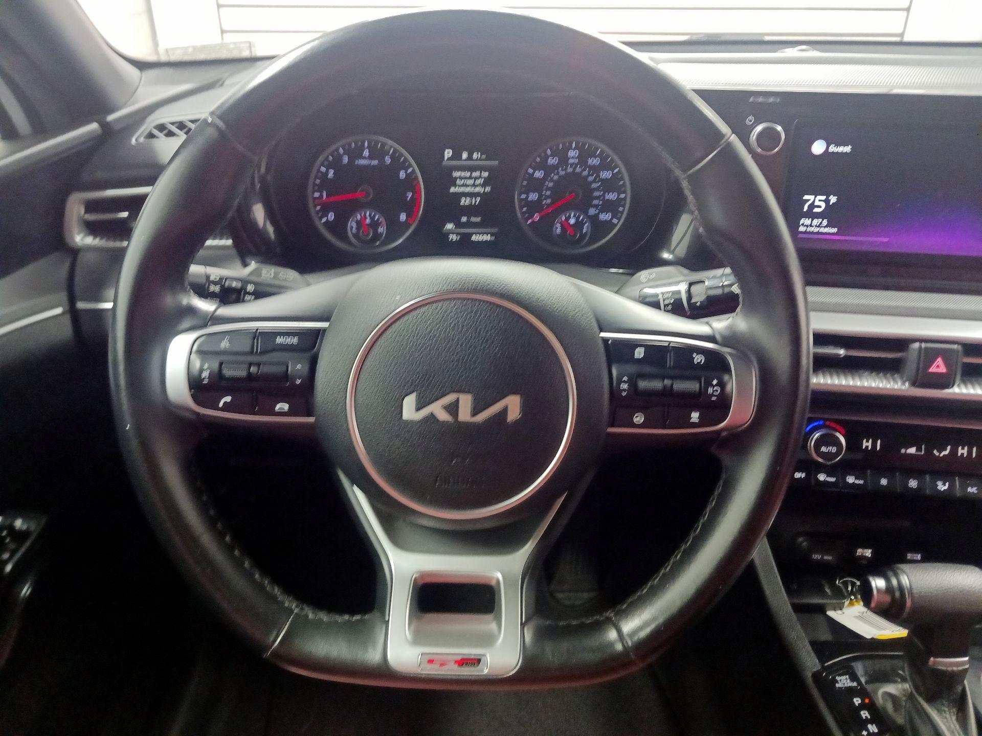 Thumbnail: 2022 Kia K5 - 10