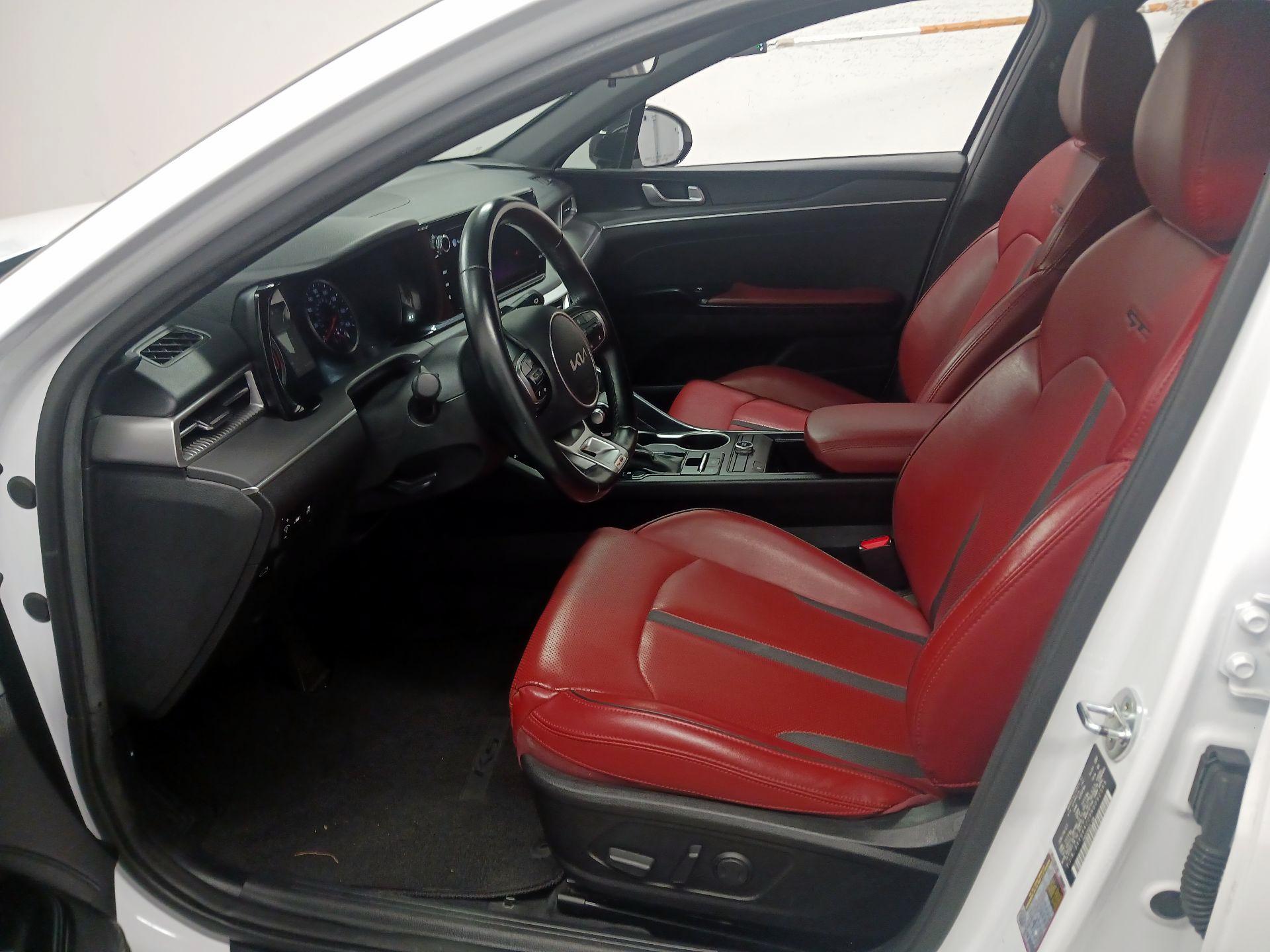 Thumbnail: 2022 Kia K5 - 11