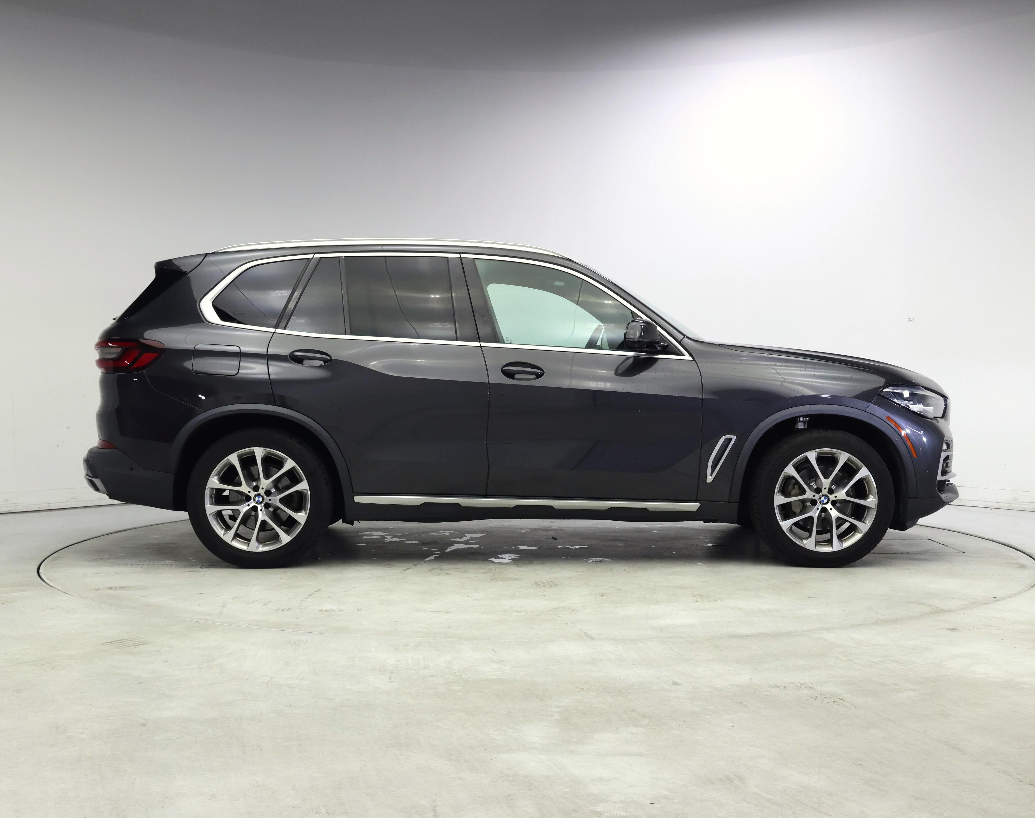 Thumbnail: 2021 BMW X5 - 7