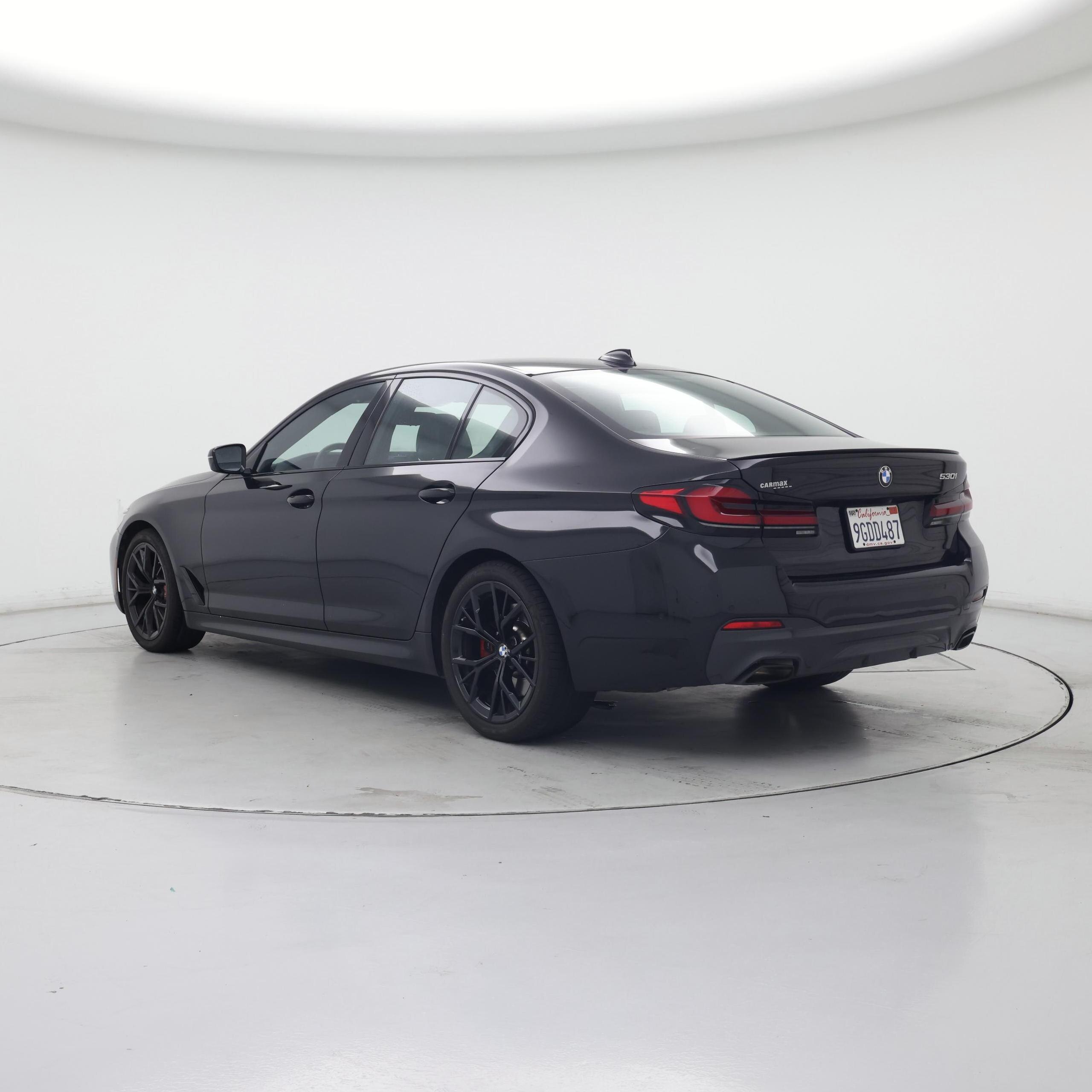 Thumbnail: 2023 BMW 5 Series - 2