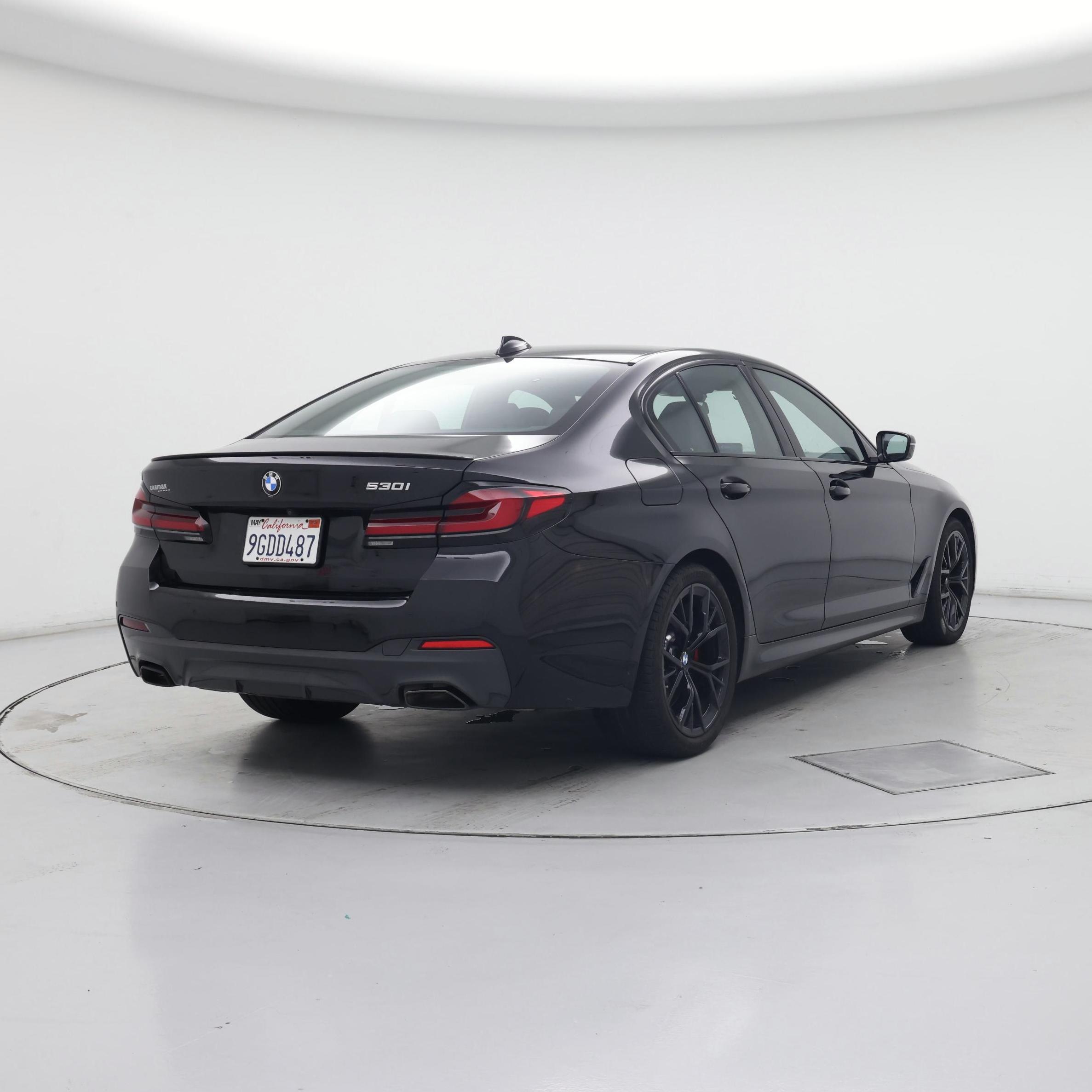 Thumbnail: 2023 BMW 5 Series - 8
