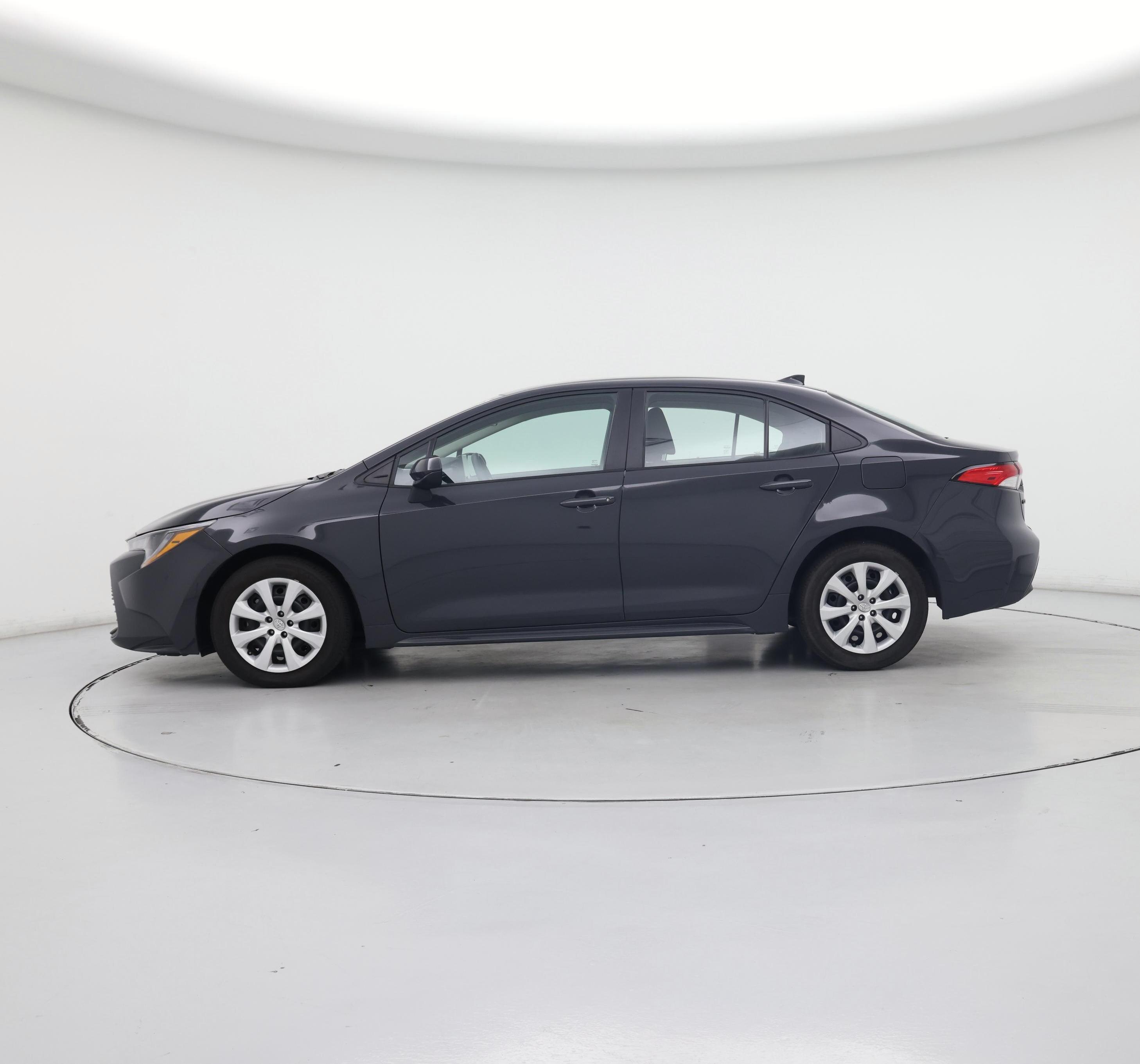 Thumbnail: 2024 Toyota Corolla - 3