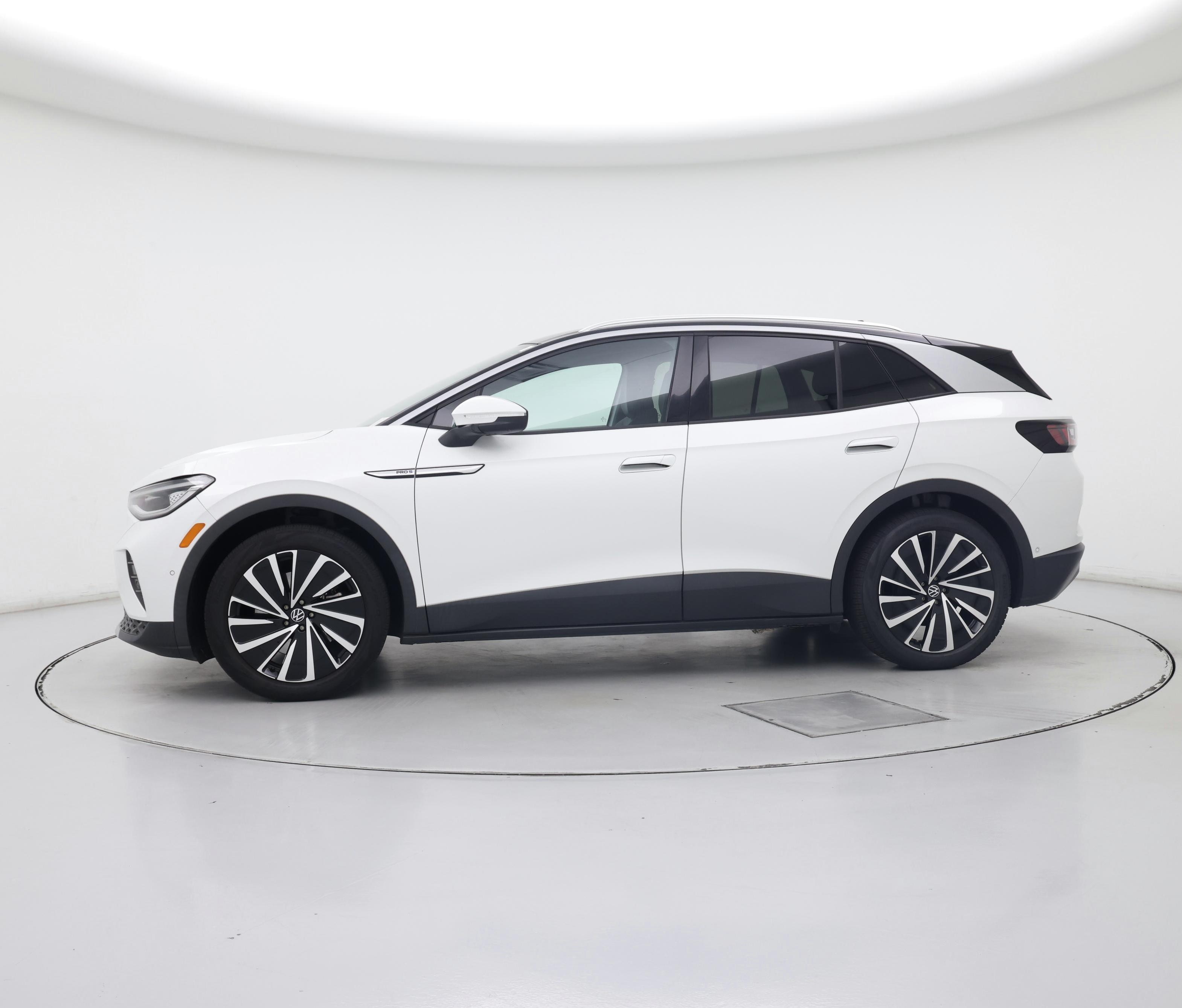 Thumbnail: 2023 Volkswagen ID.4 - 3