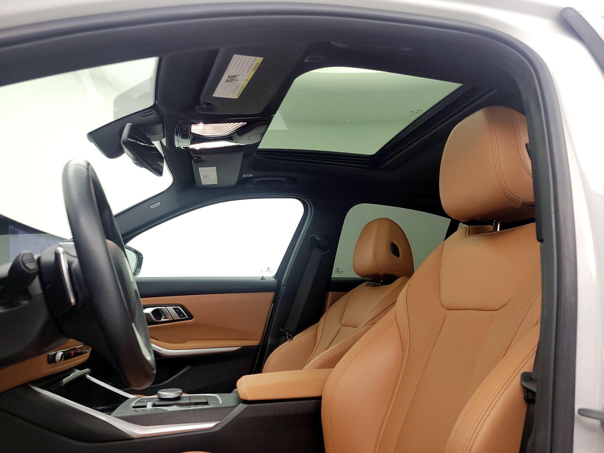 Thumbnail: 2023 BMW 3 Series - 20