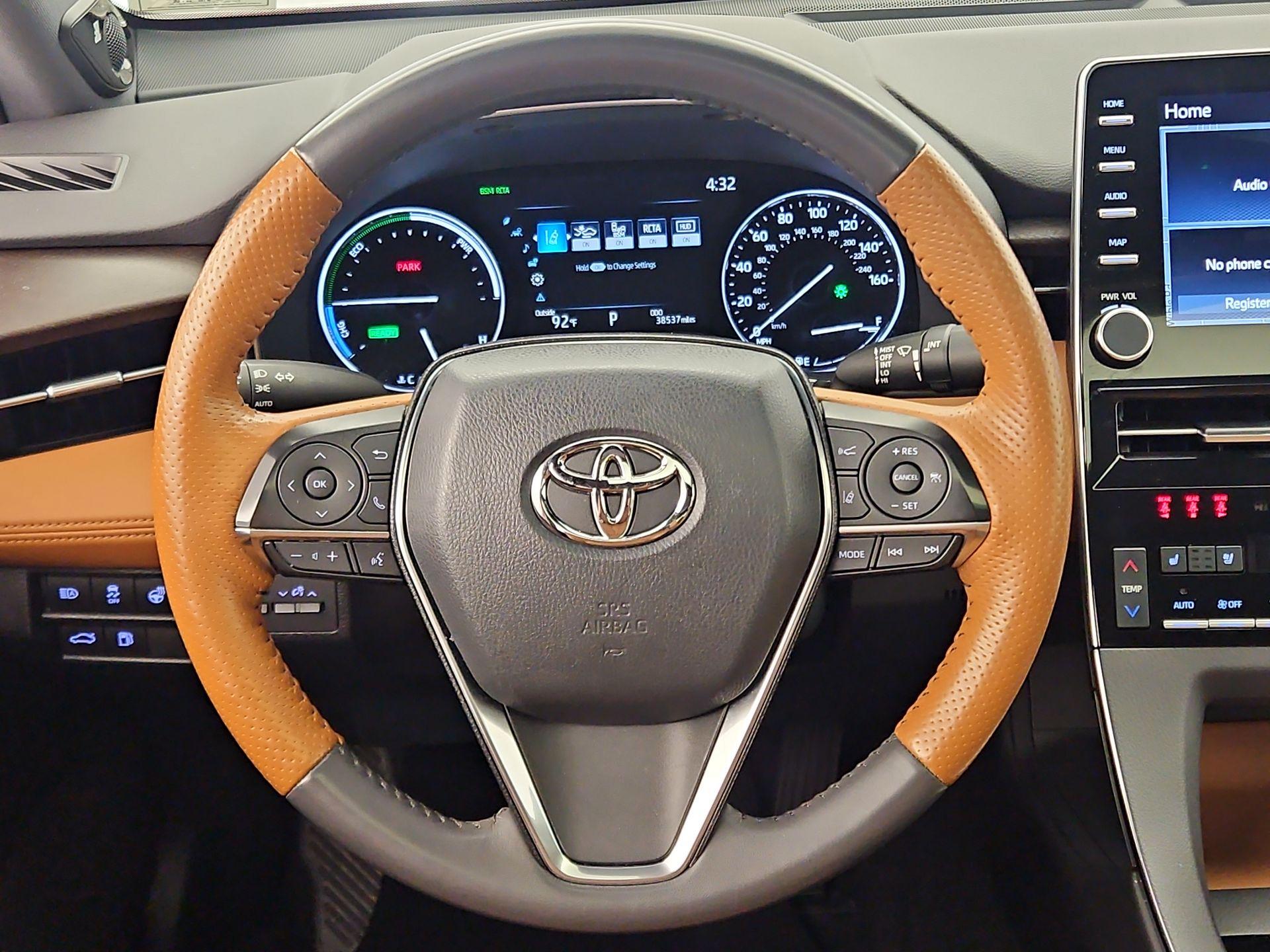 Thumbnail: 2021 Toyota Avalon - 10