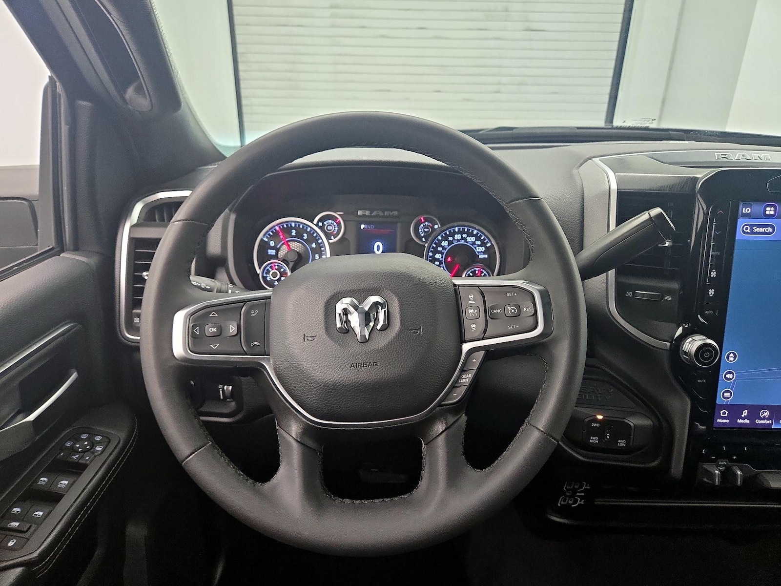 2025 RAM Ram 2500 Pickup Big Horn - Photo 11