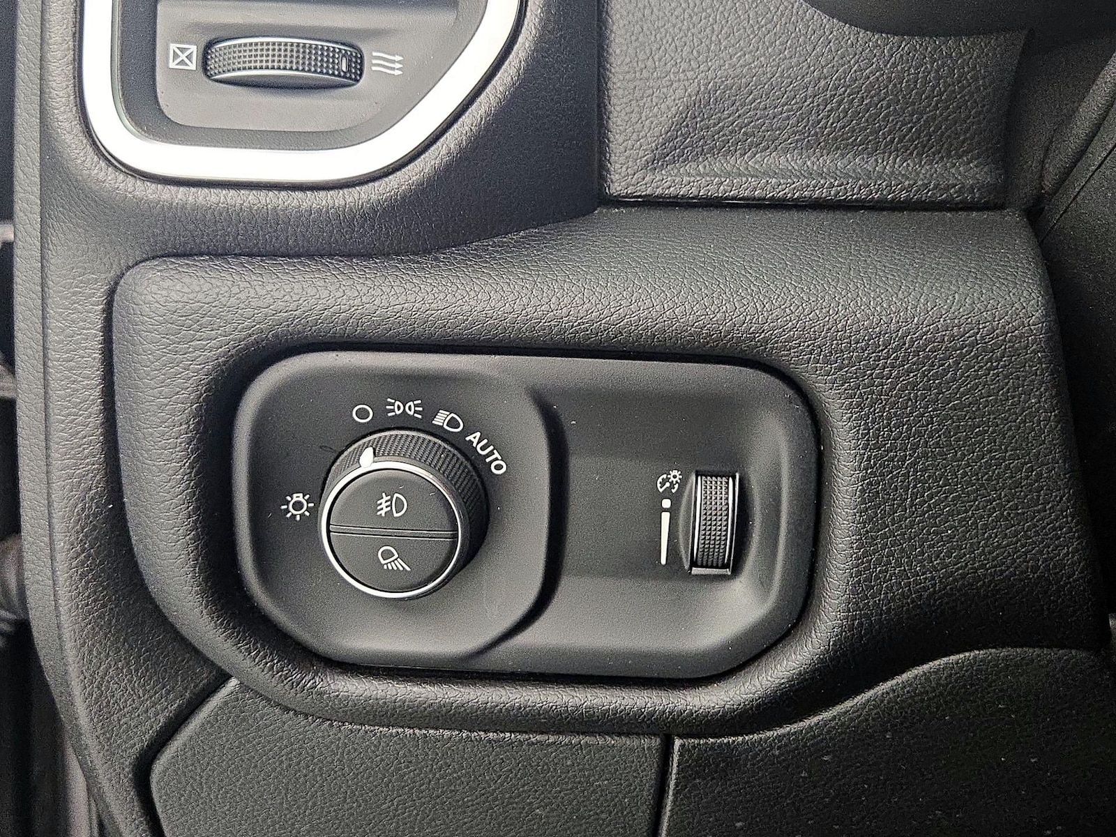 2025 RAM Ram 2500 Pickup Big Horn - Photo 14