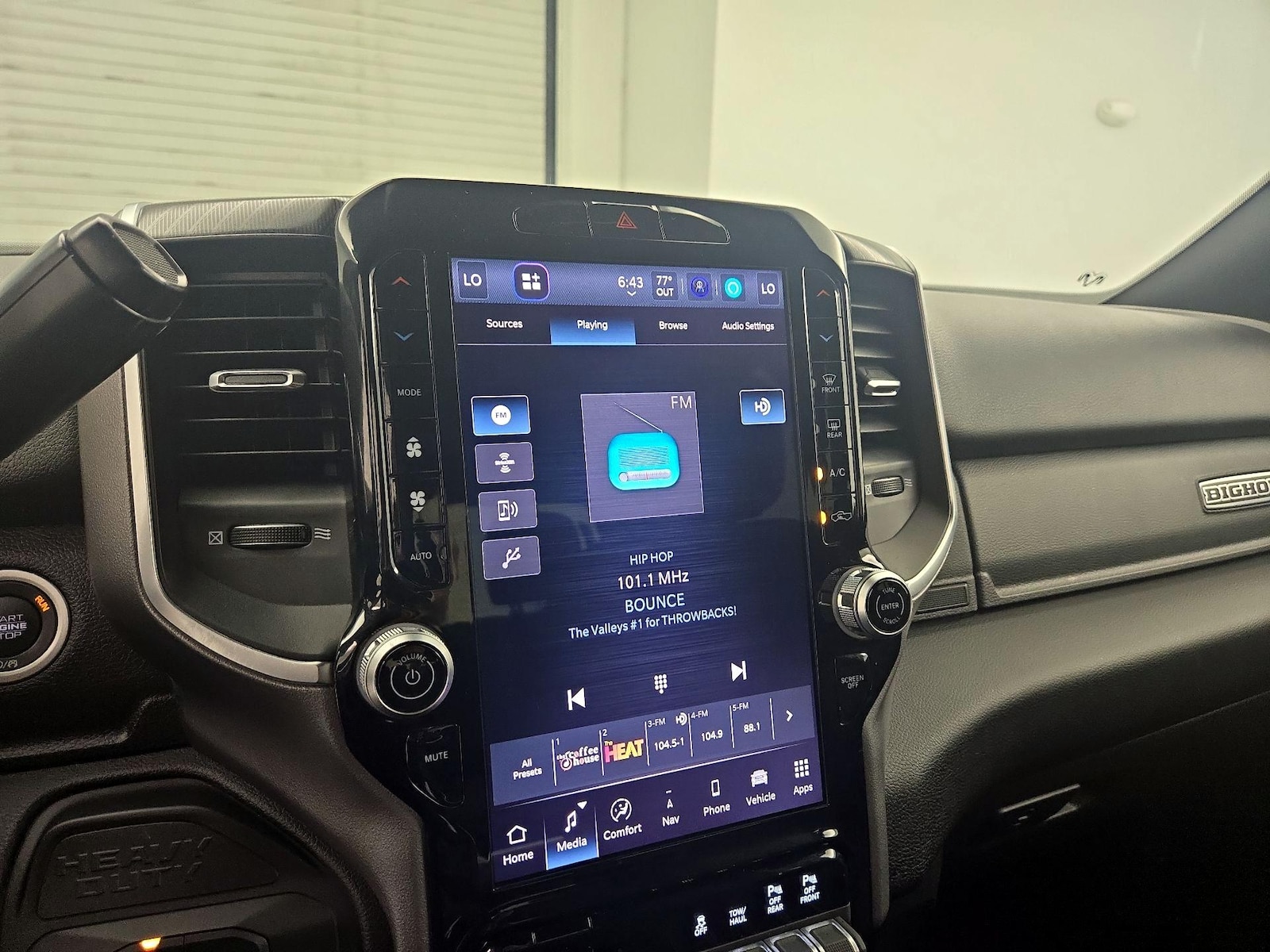 2025 RAM Ram 2500 Pickup Big Horn - Photo 17