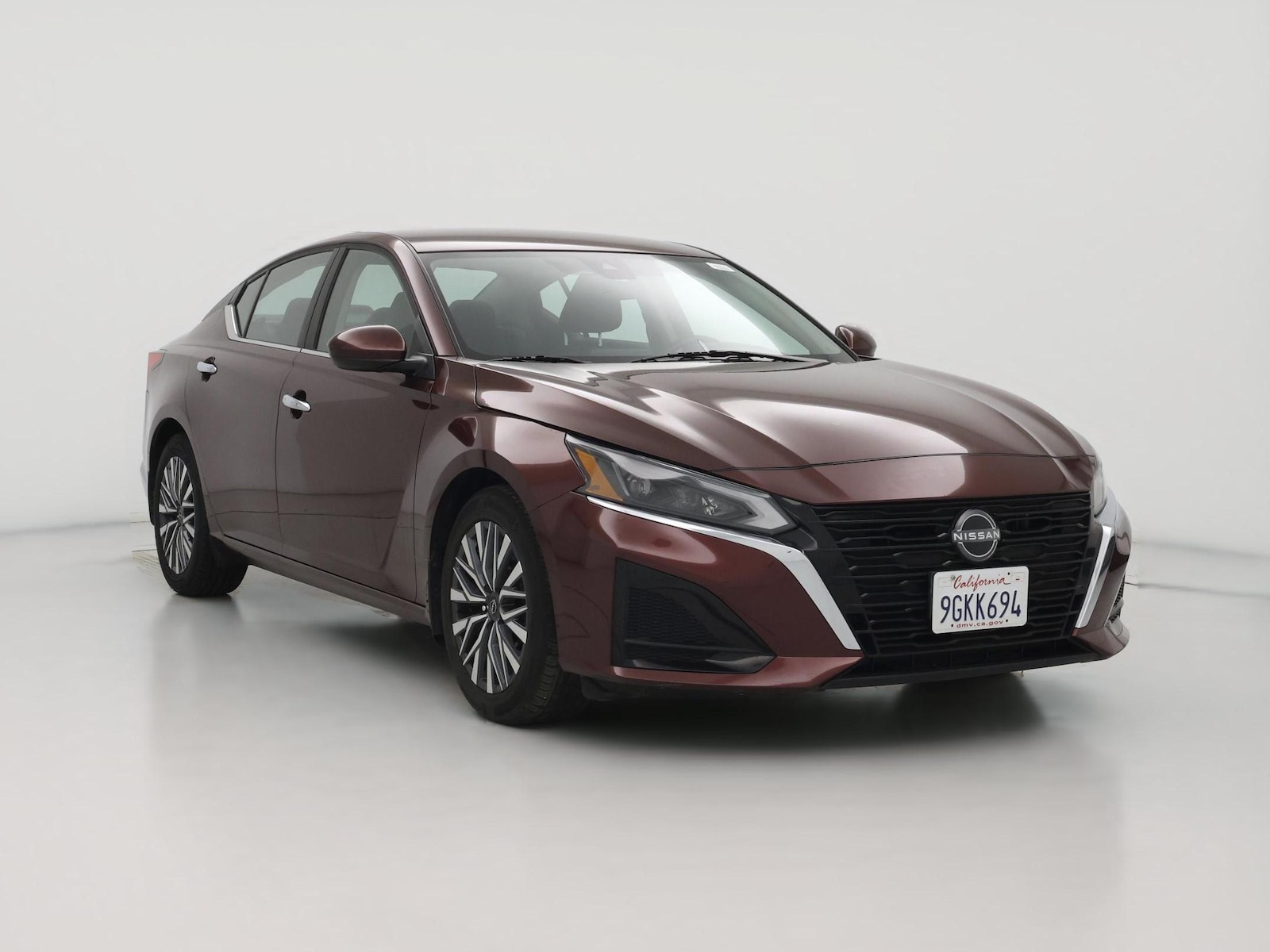 2023 Nissan Altima SV - Photo 1