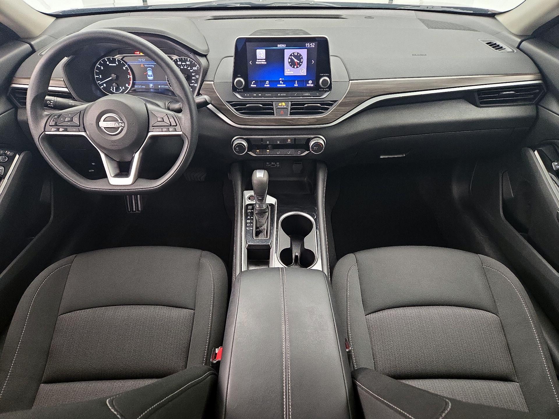 Thumbnail: 2023 Nissan Altima - 9