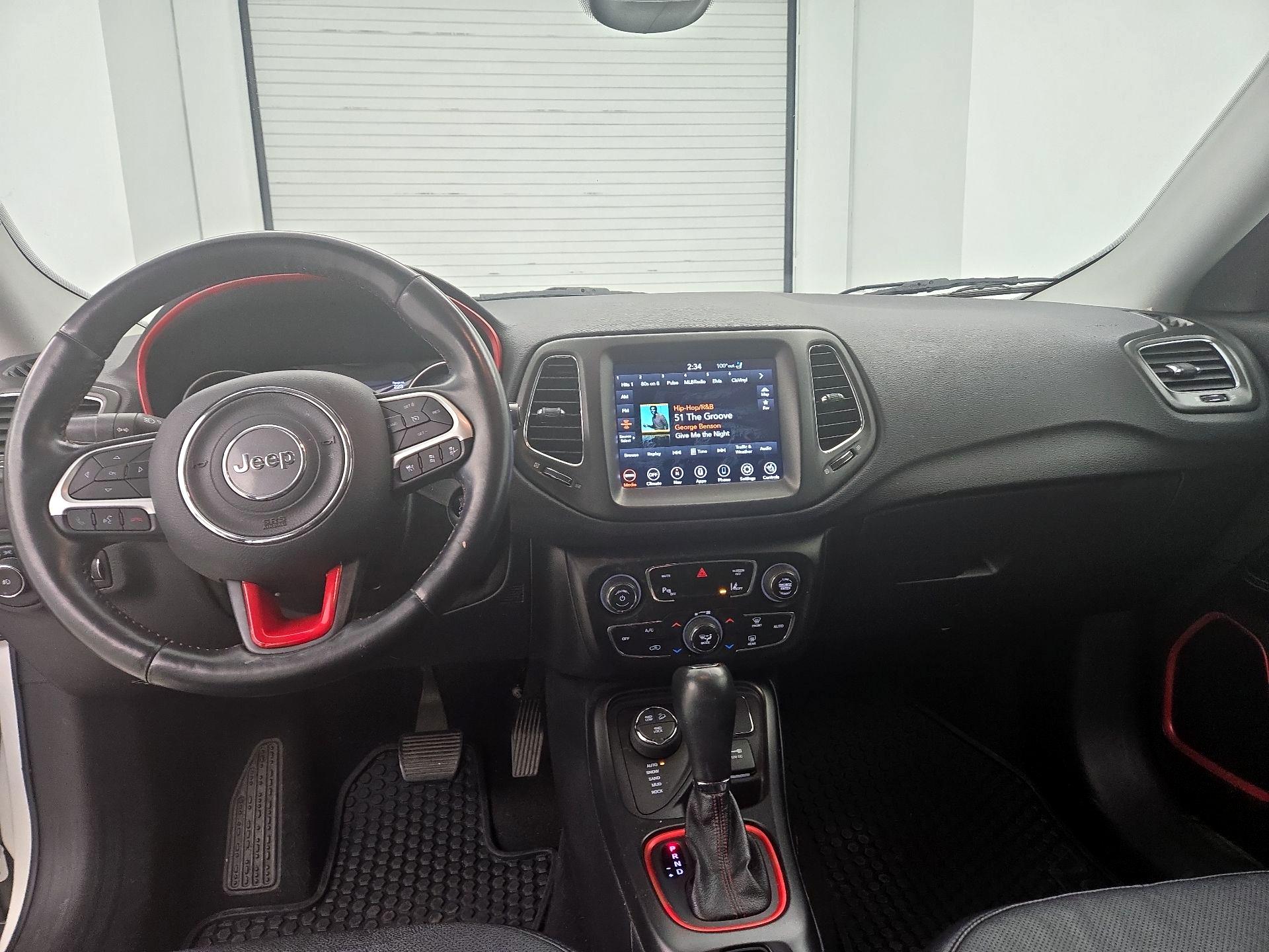 Thumbnail: 2021 Jeep Compass - 9