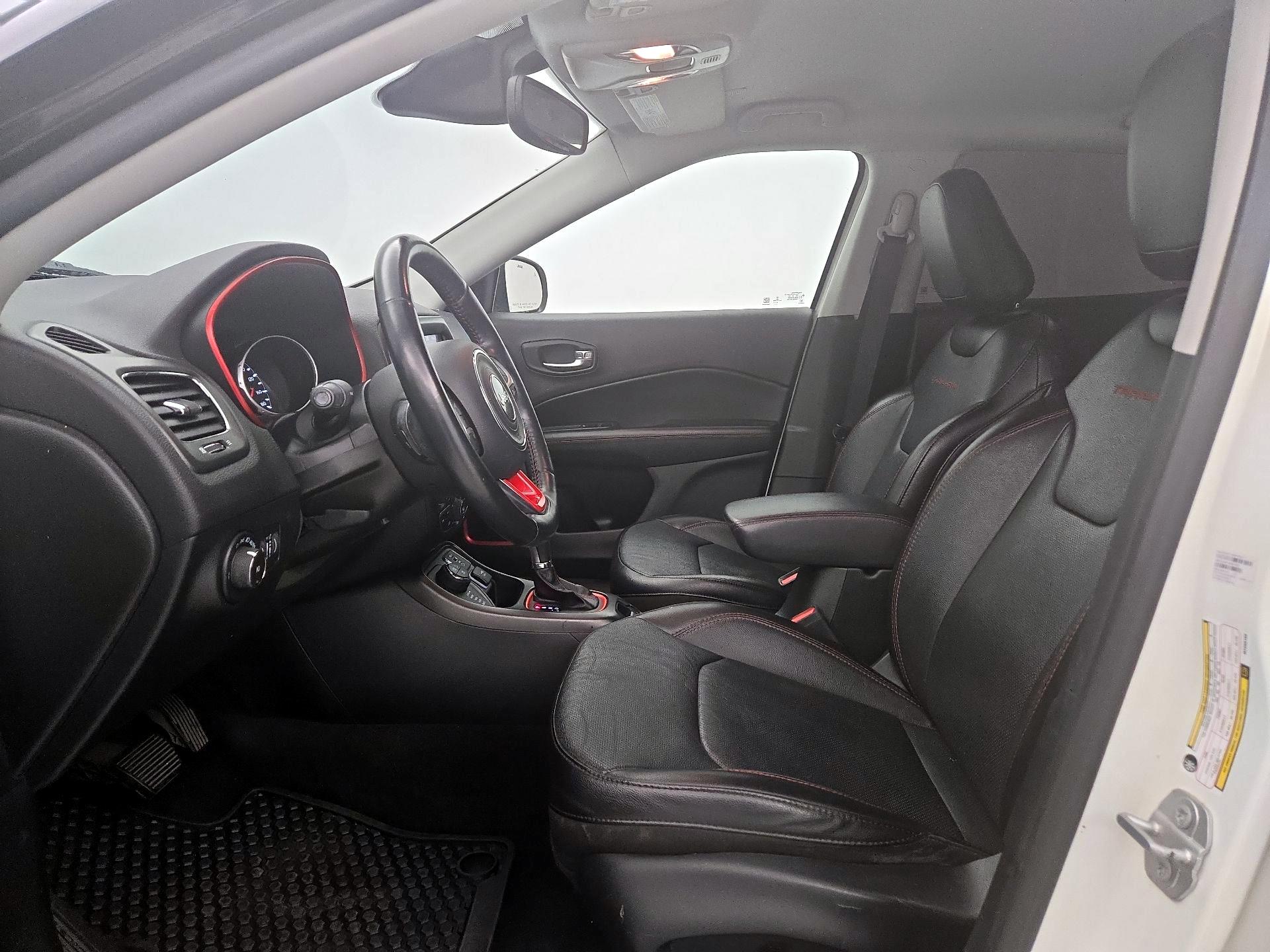 Thumbnail: 2021 Jeep Compass - 11