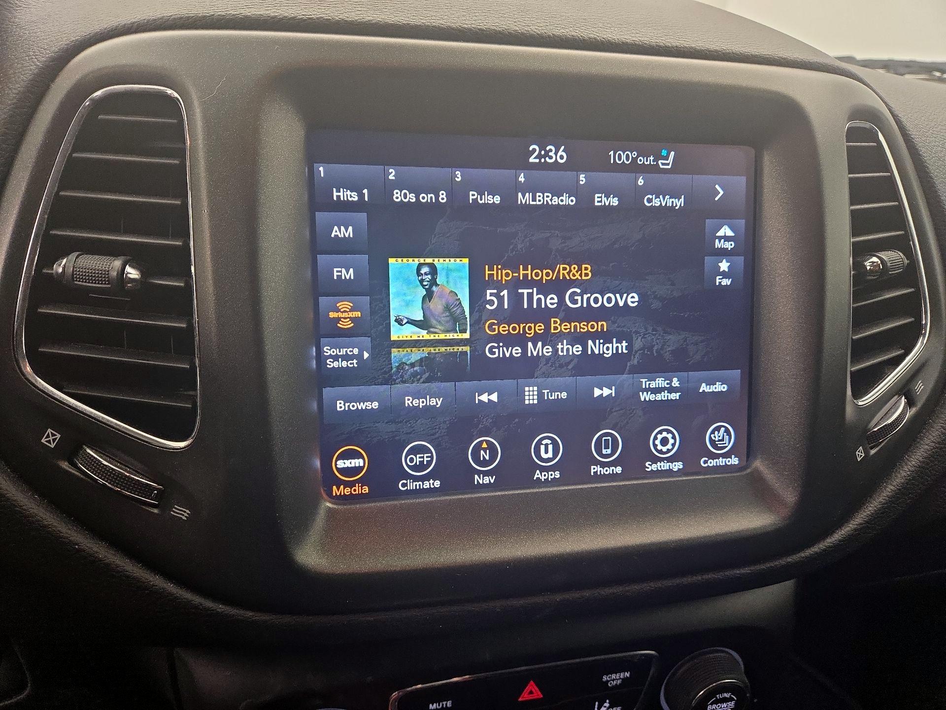 Thumbnail: 2021 Jeep Compass - 16