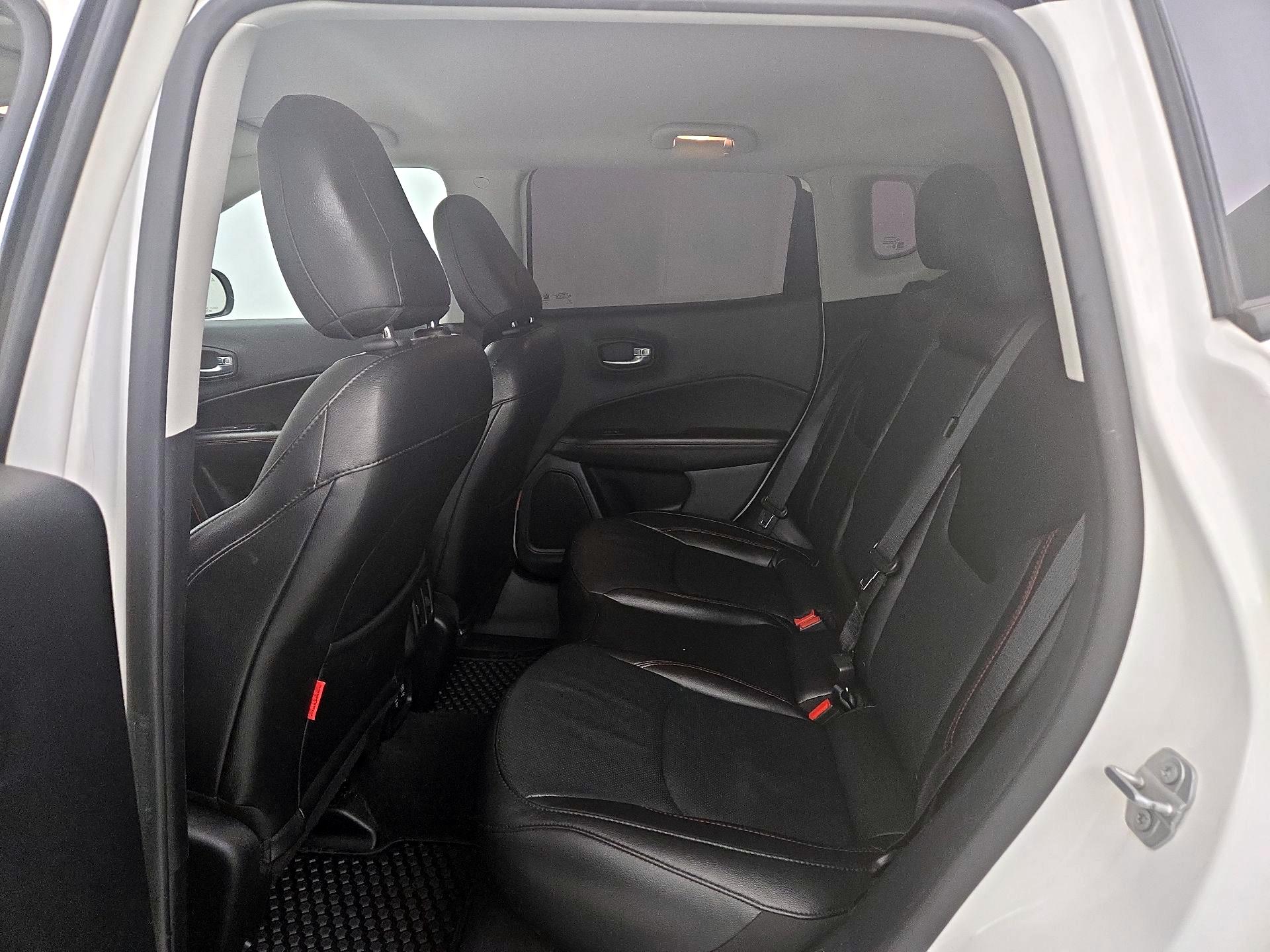 Thumbnail: 2021 Jeep Compass - 20