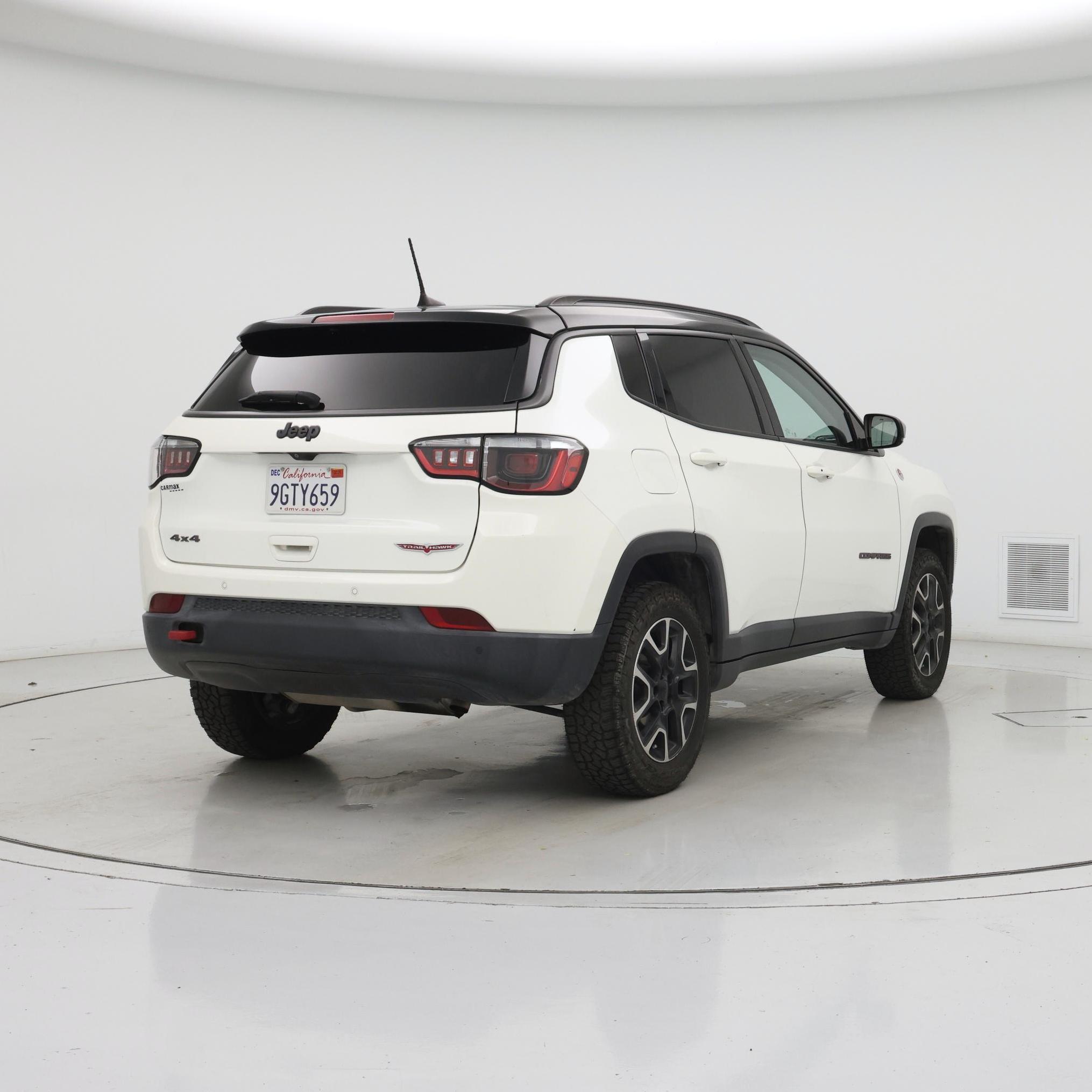 Thumbnail: 2021 Jeep Compass - 8