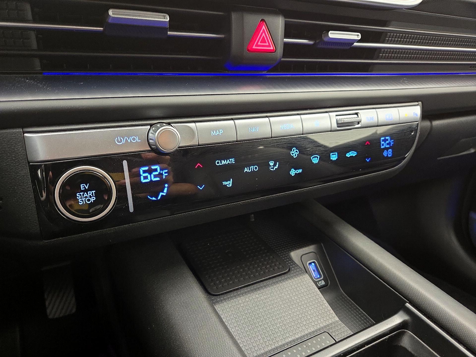Thumbnail: 2024 Hyundai Ioniq 6 - 17