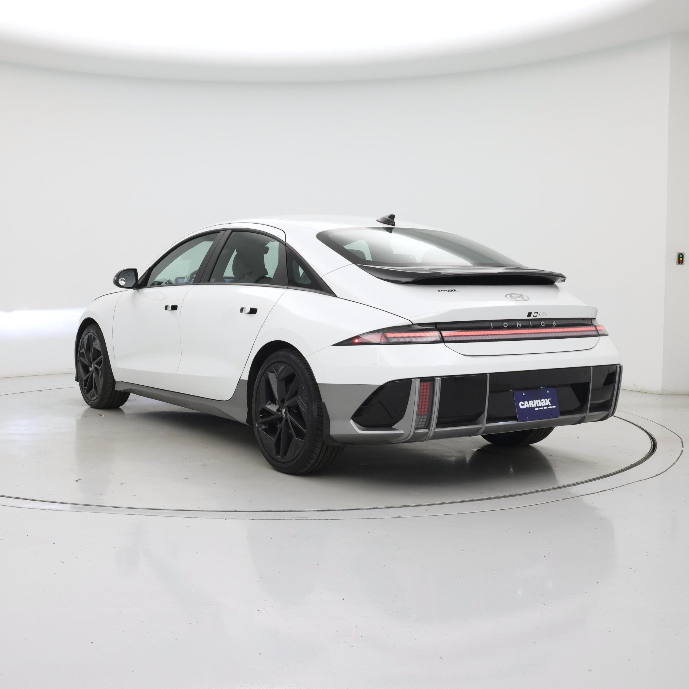 Thumbnail: 2024 Hyundai Ioniq 6 - 2