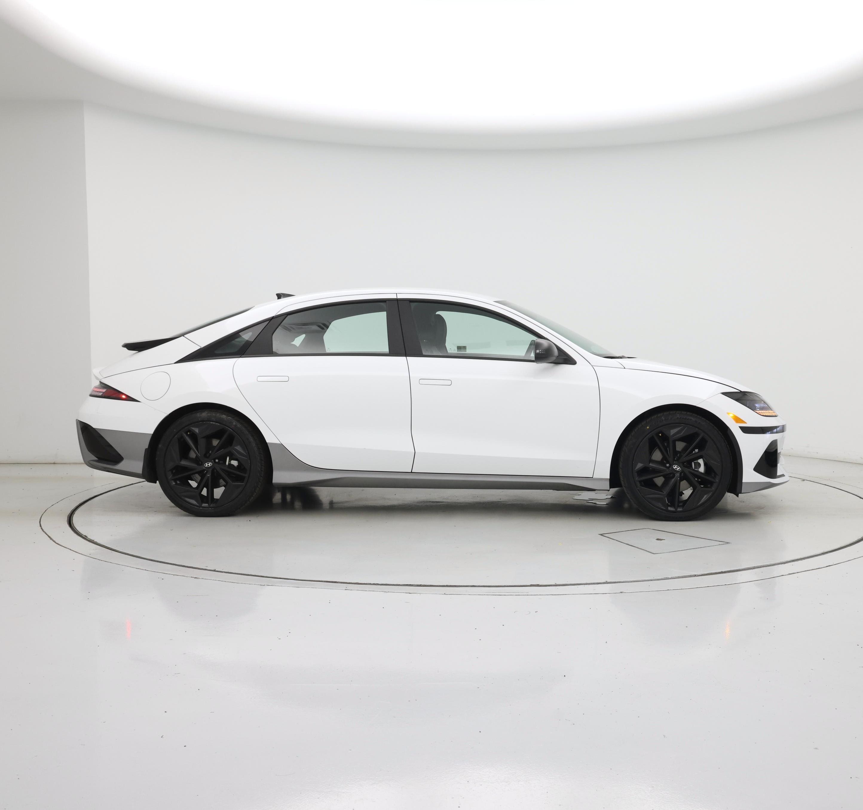 Thumbnail: 2024 Hyundai Ioniq 6 - 7