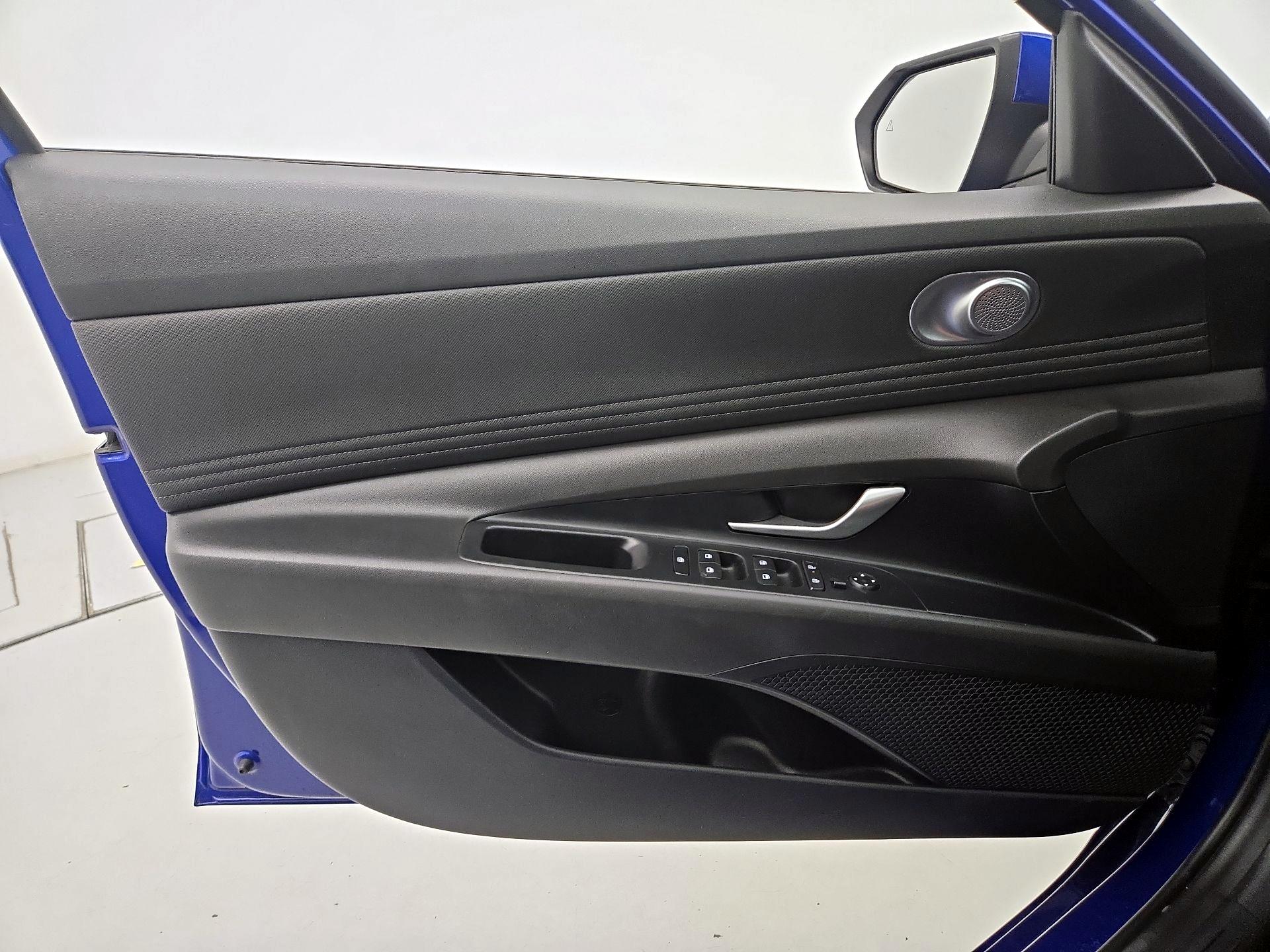 Thumbnail: 2024 Hyundai Elantra - 12