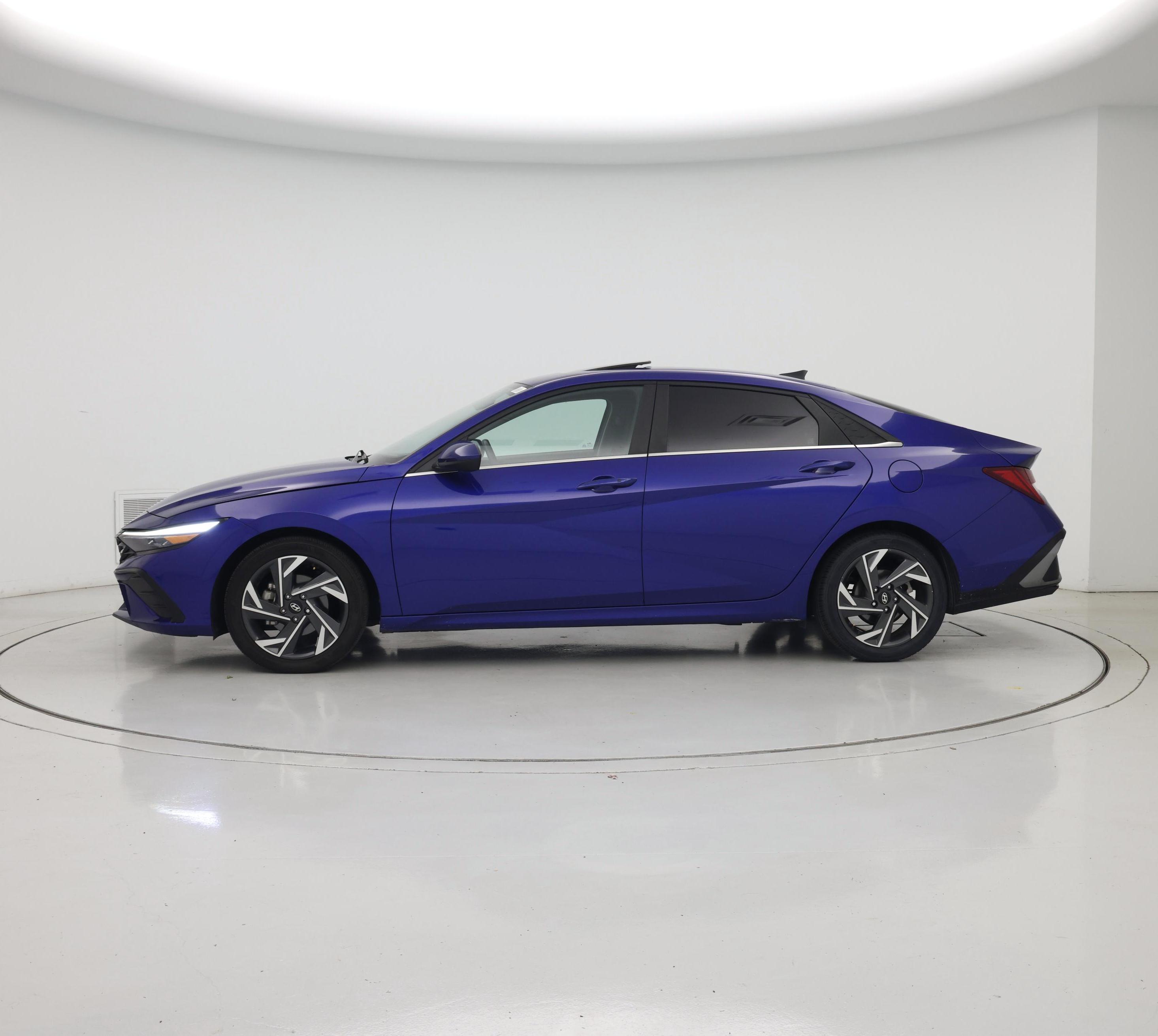 Thumbnail: 2024 Hyundai Elantra - 3