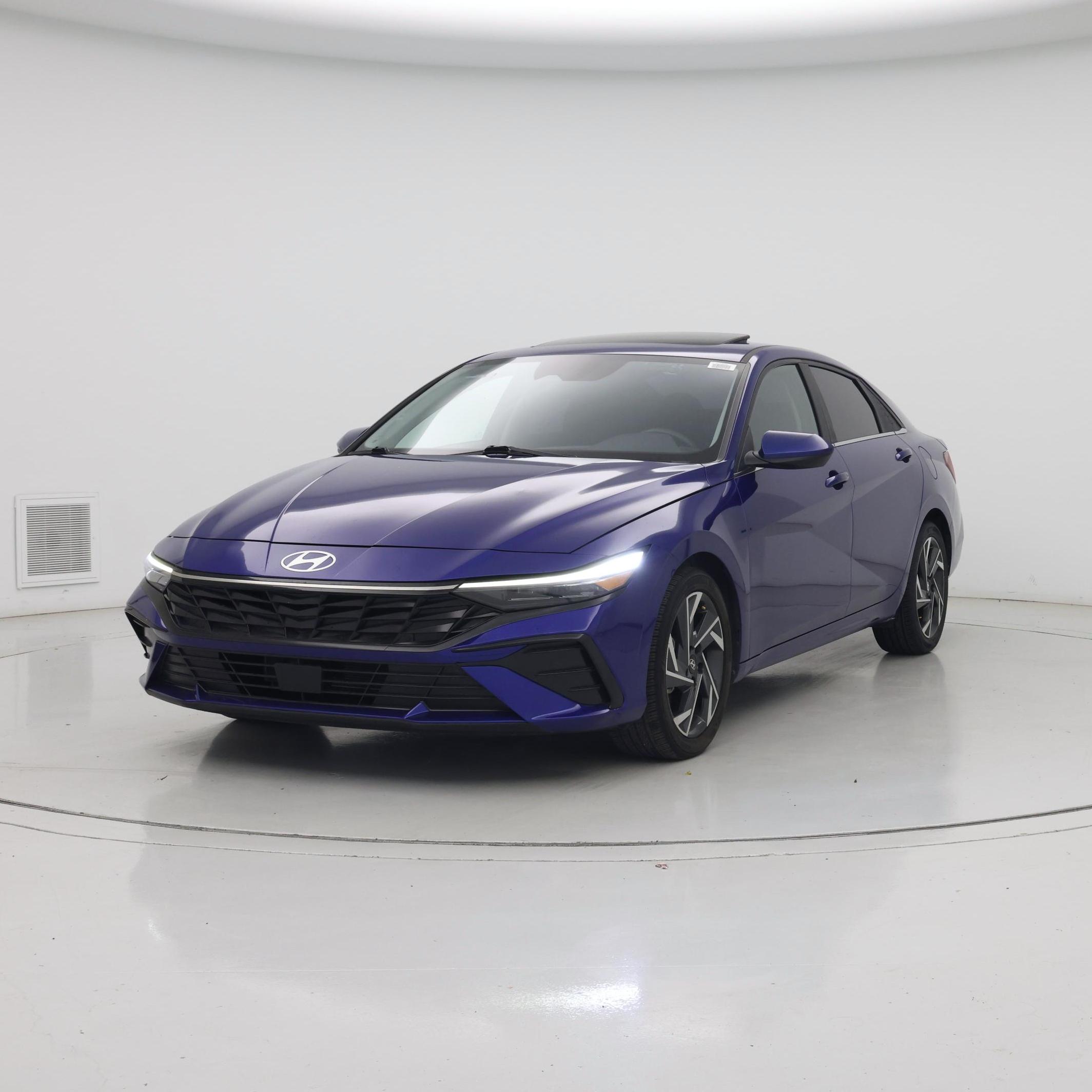 Thumbnail: 2024 Hyundai Elantra - 4