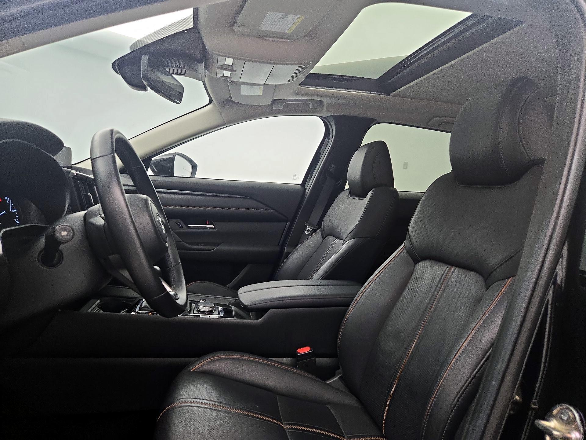 Thumbnail: 2025 Mazda CX-50 - 17