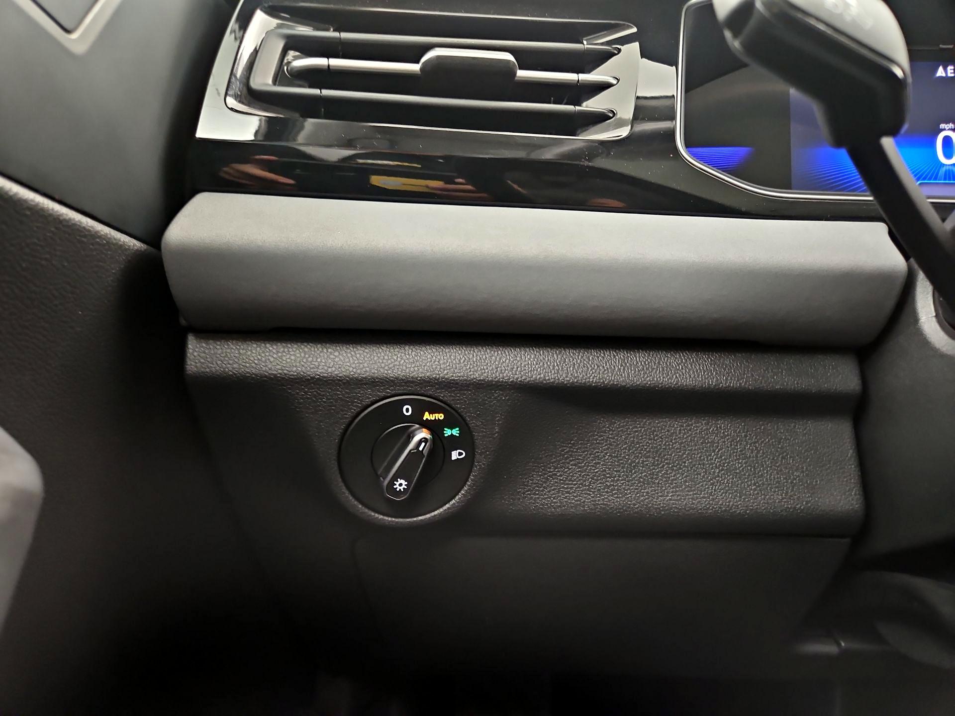 Thumbnail: 2025 Volkswagen Jetta - 13