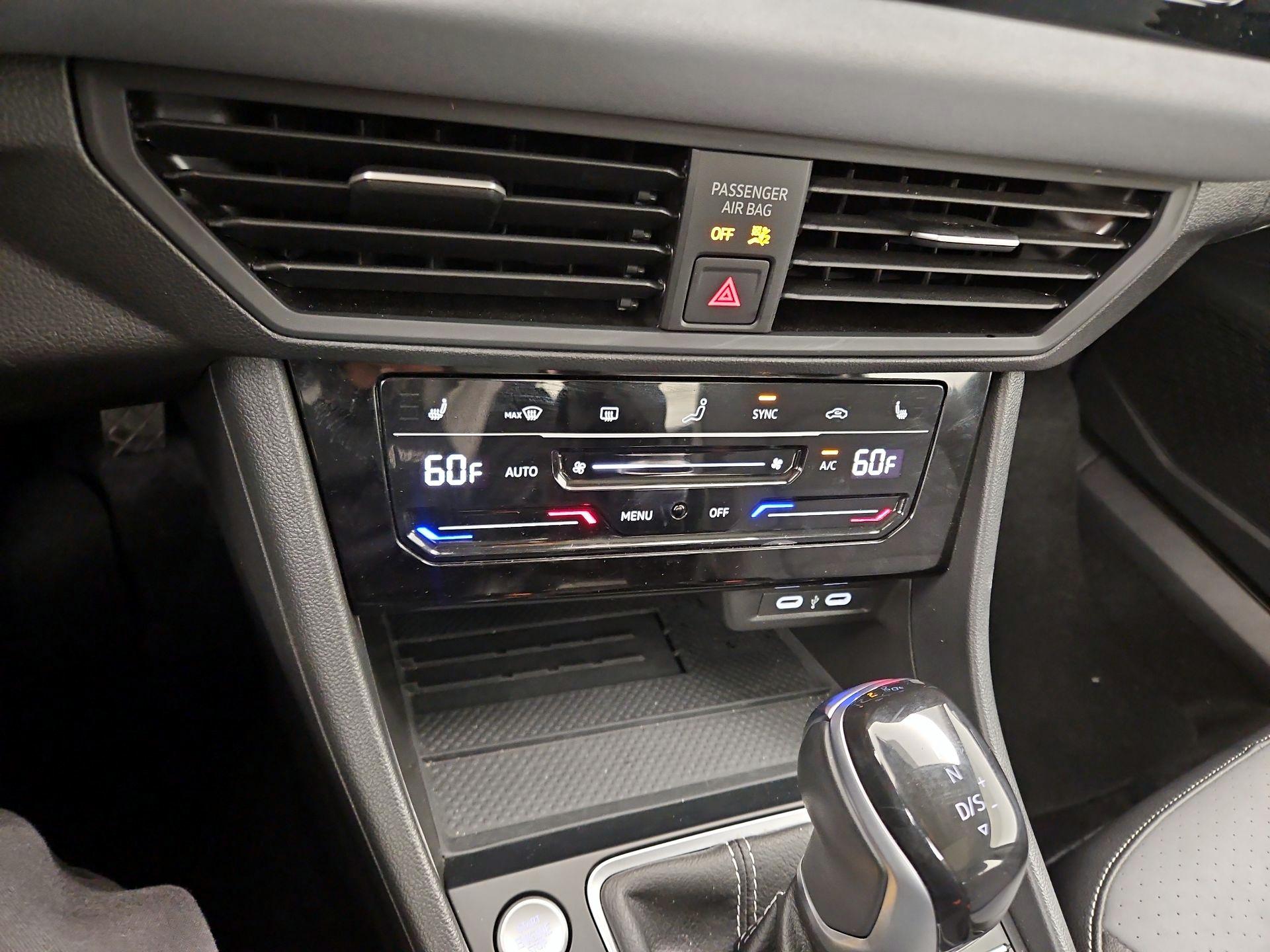 Thumbnail: 2025 Volkswagen Jetta - 16