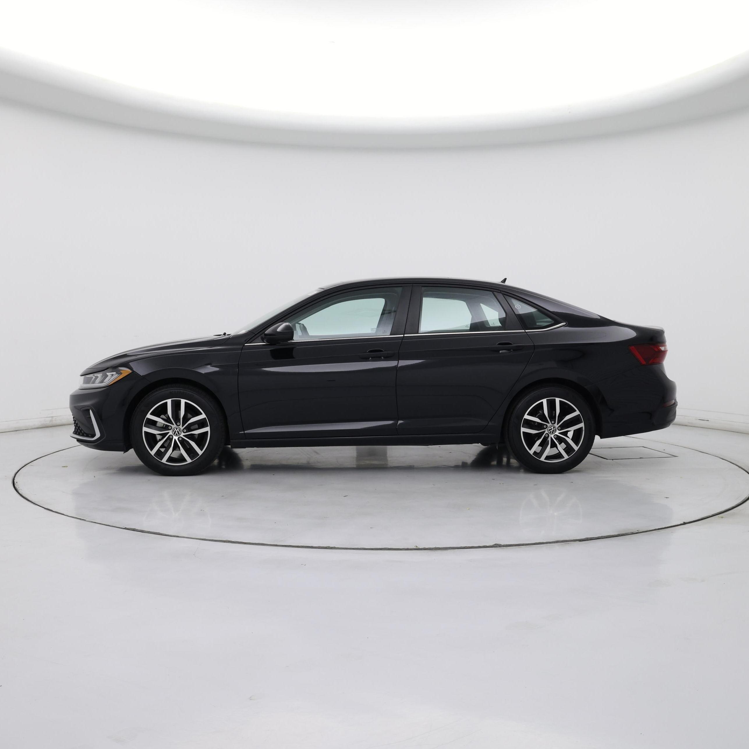 Thumbnail: 2025 Volkswagen Jetta - 3