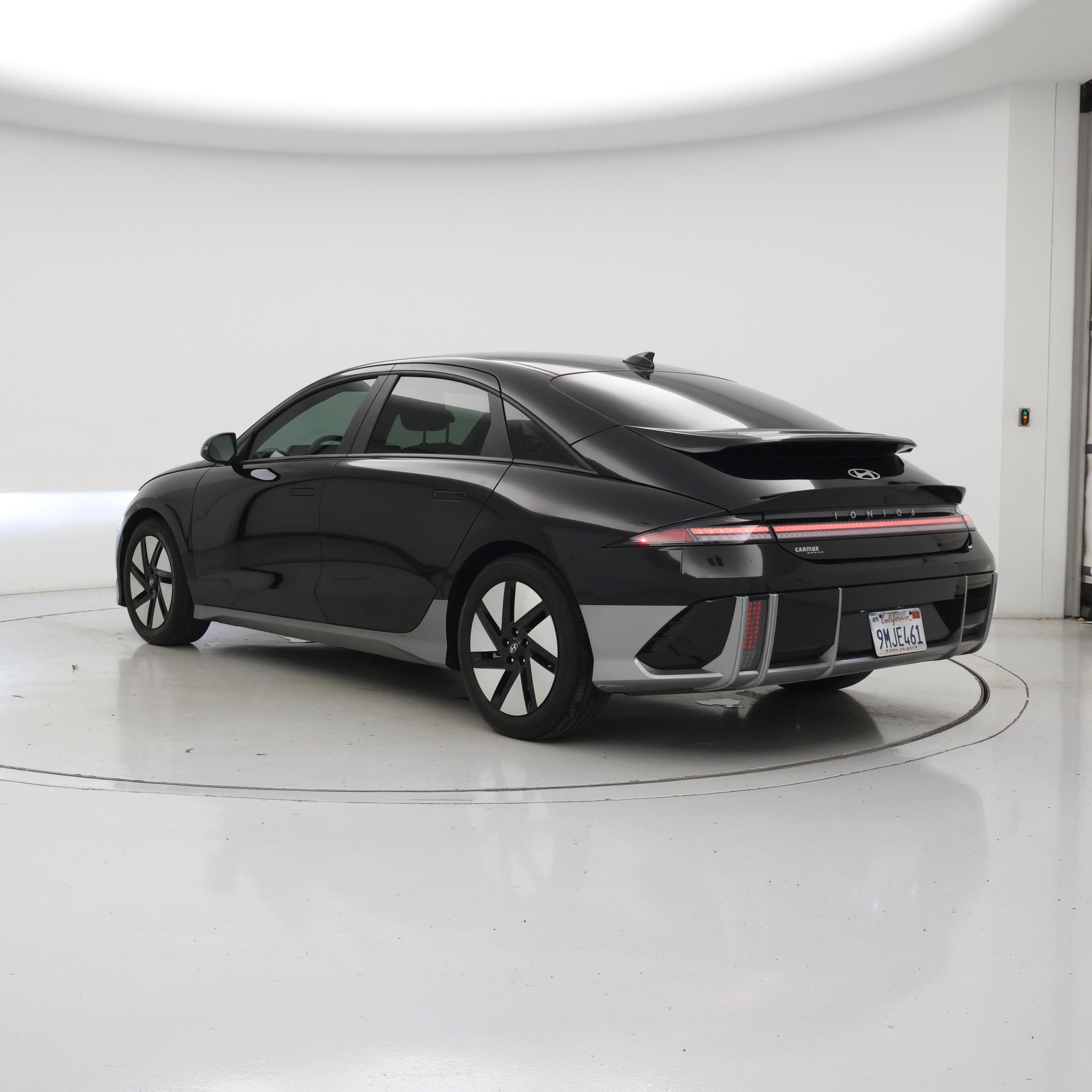 Thumbnail: 2024 Hyundai Ioniq 6 - 2