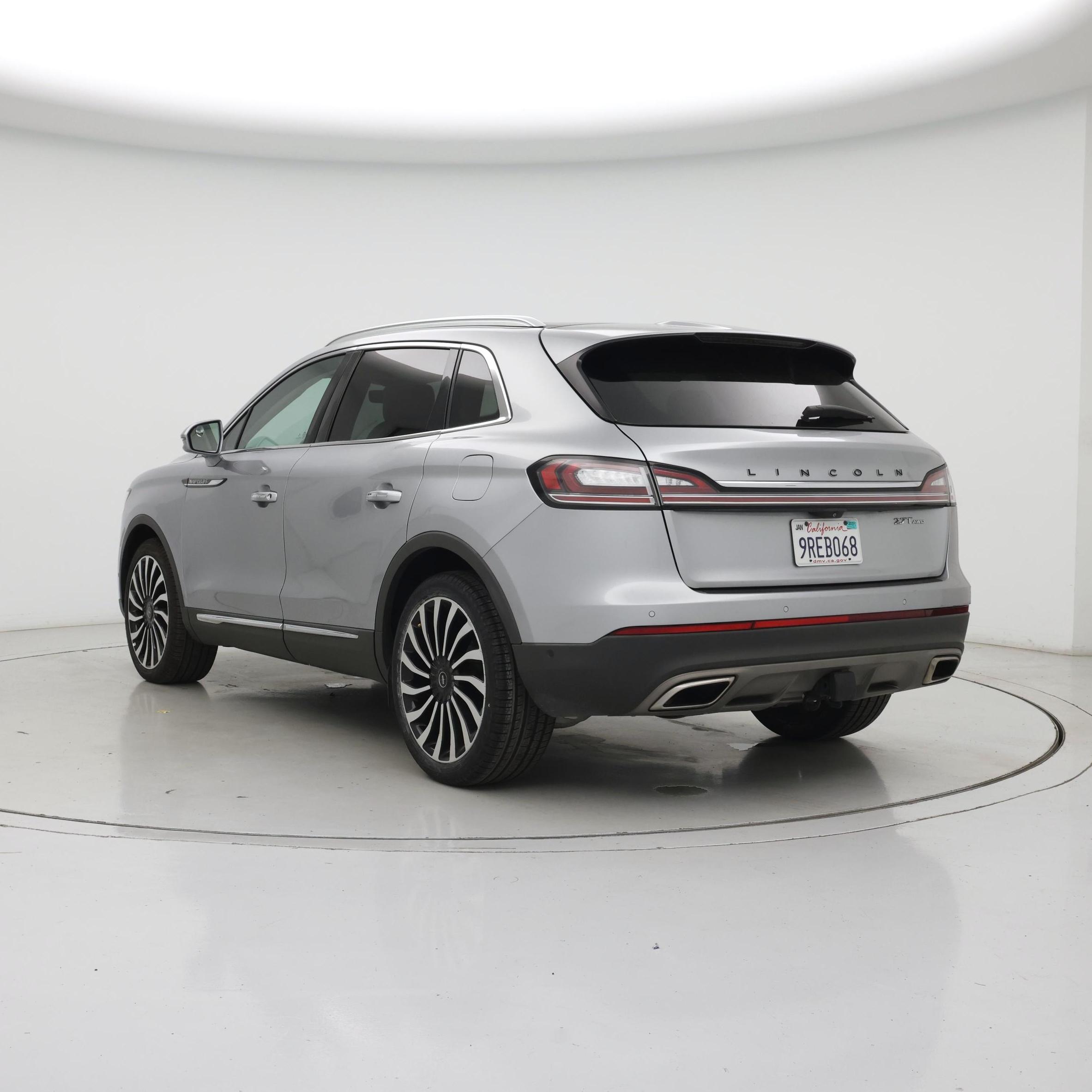 Thumbnail: 2020 Lincoln Nautilus - 2