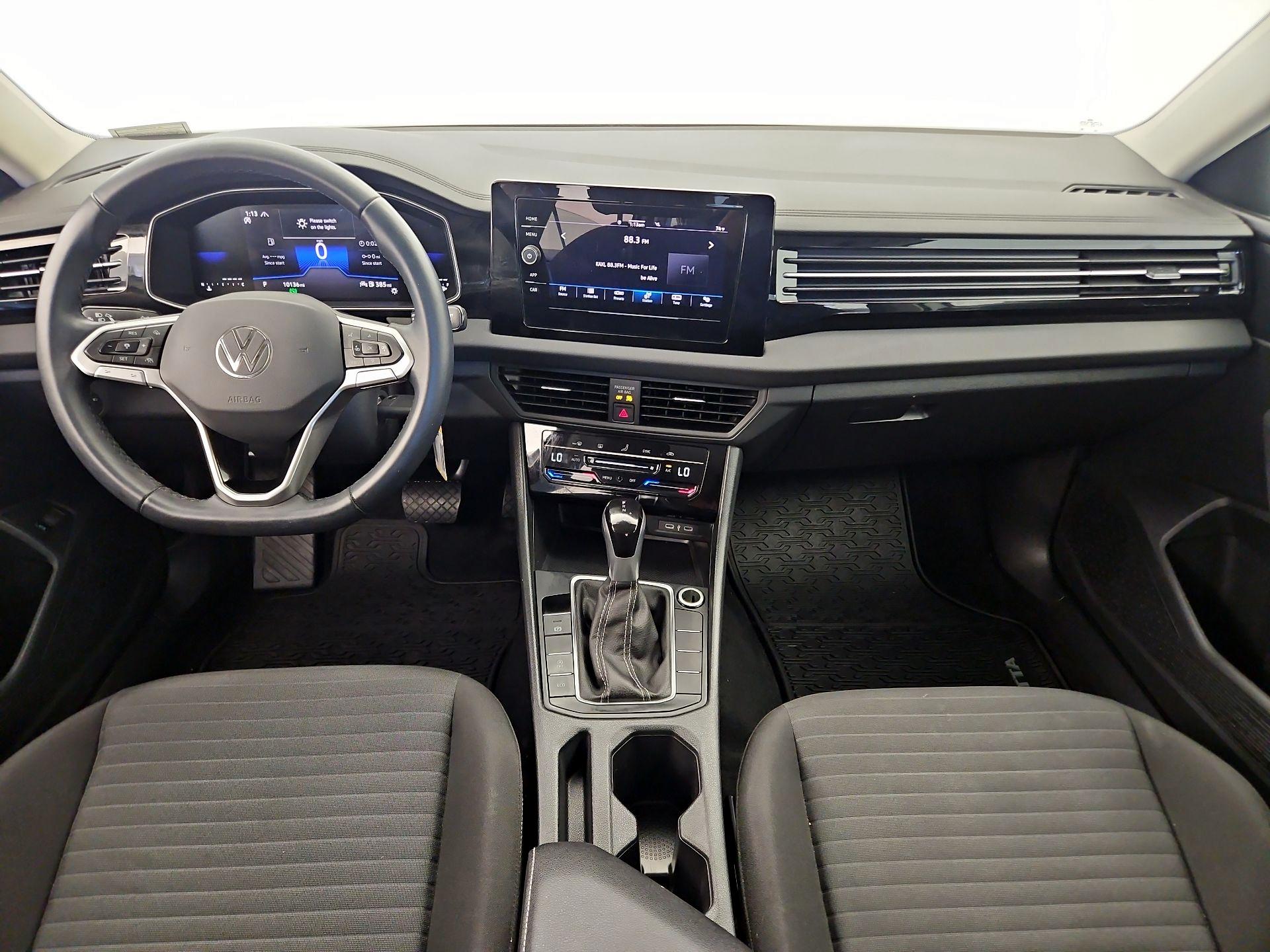 Thumbnail: 2025 Volkswagen Jetta - 9