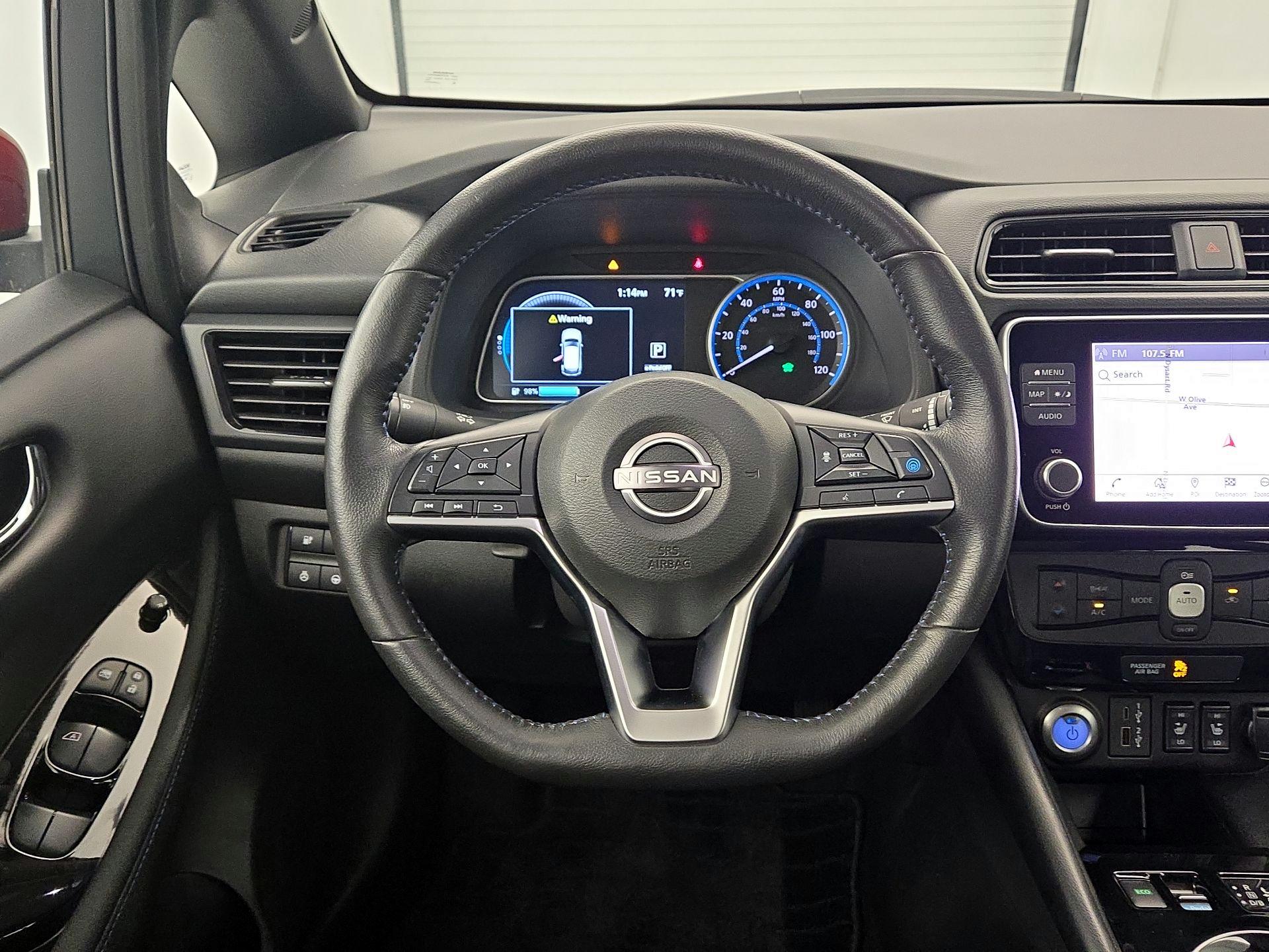 Thumbnail: 2023 Nissan Leaf - 10