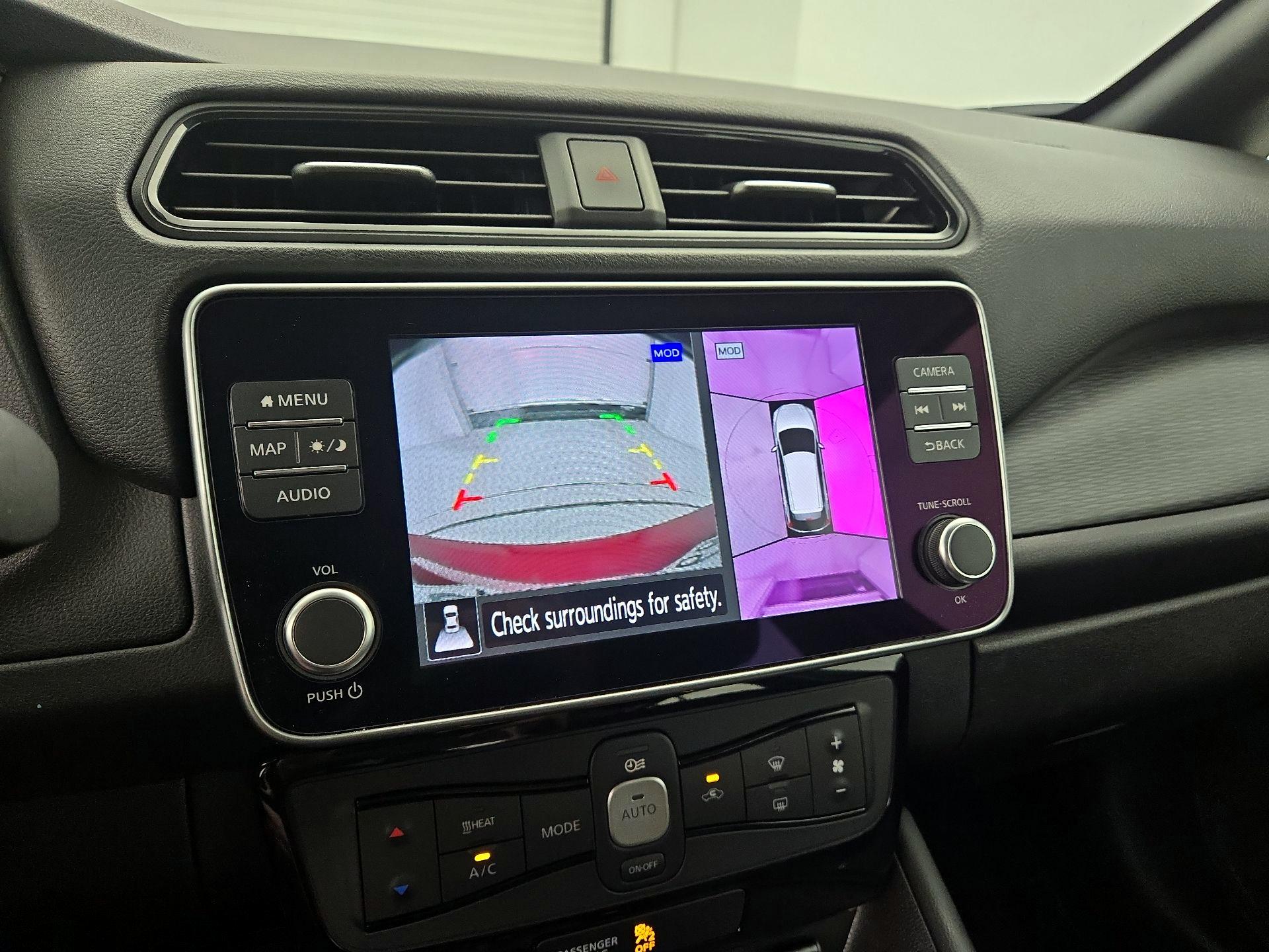 Thumbnail: 2023 Nissan Leaf - 15