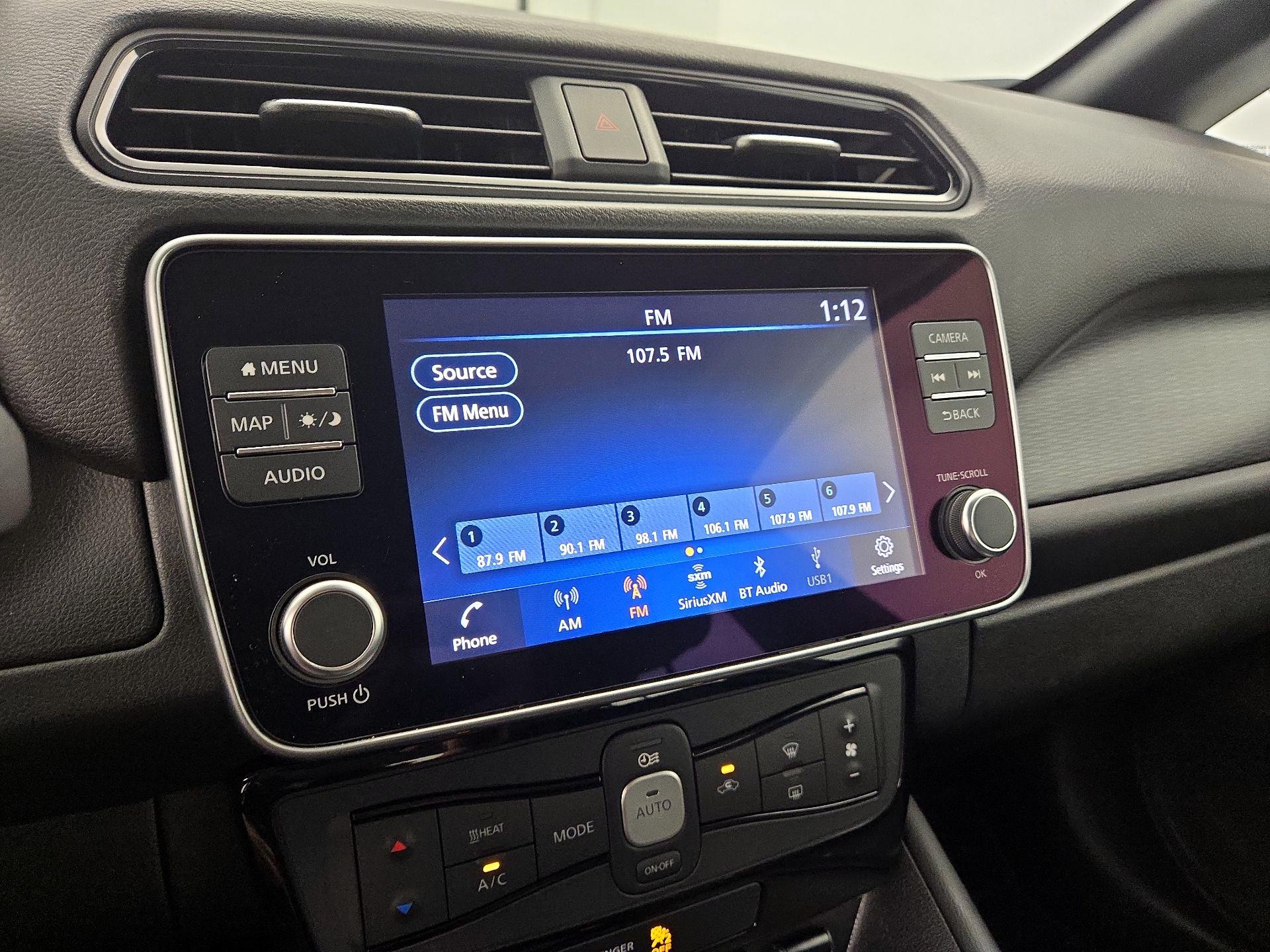 Thumbnail: 2023 Nissan Leaf - 16