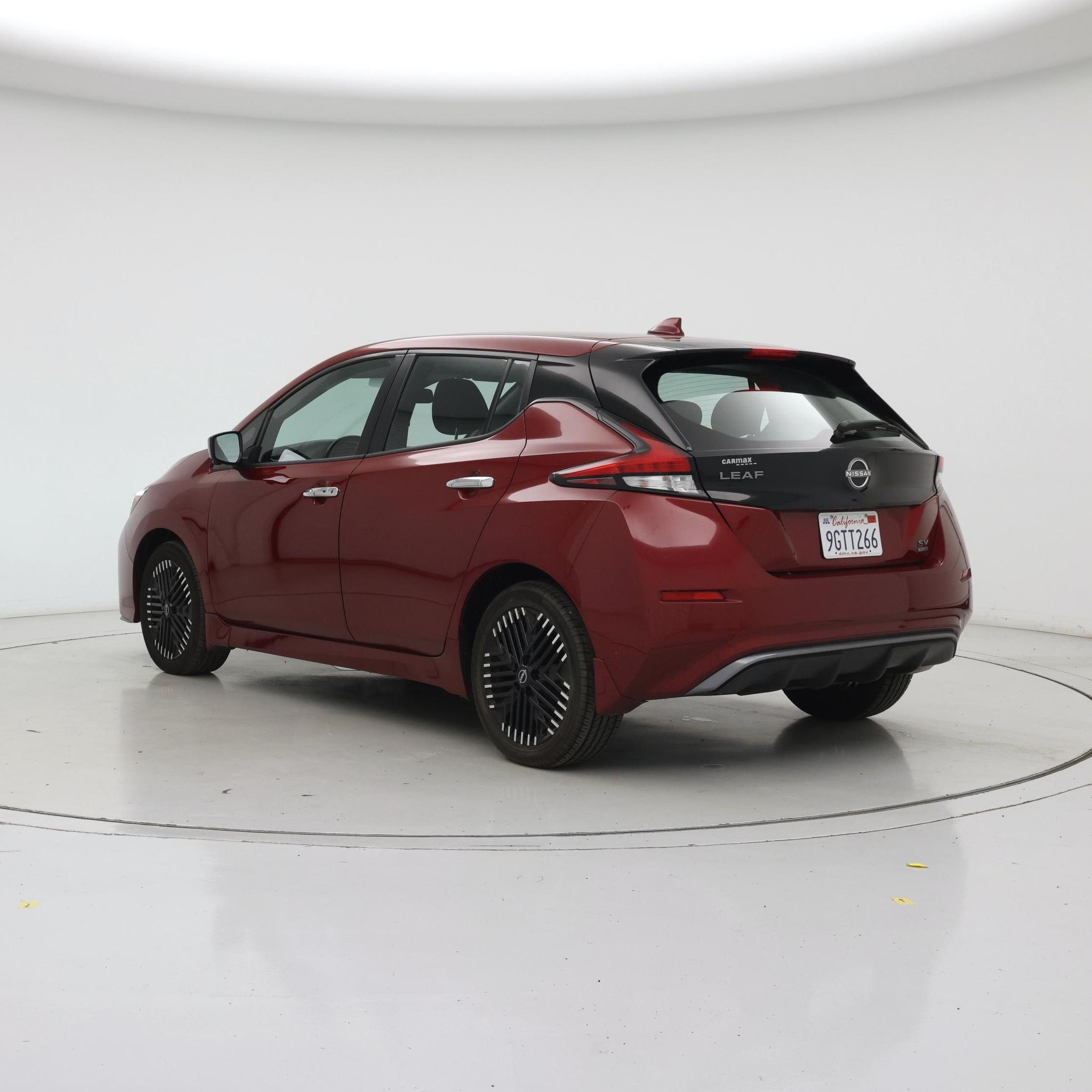 Thumbnail: 2023 Nissan Leaf - 2
