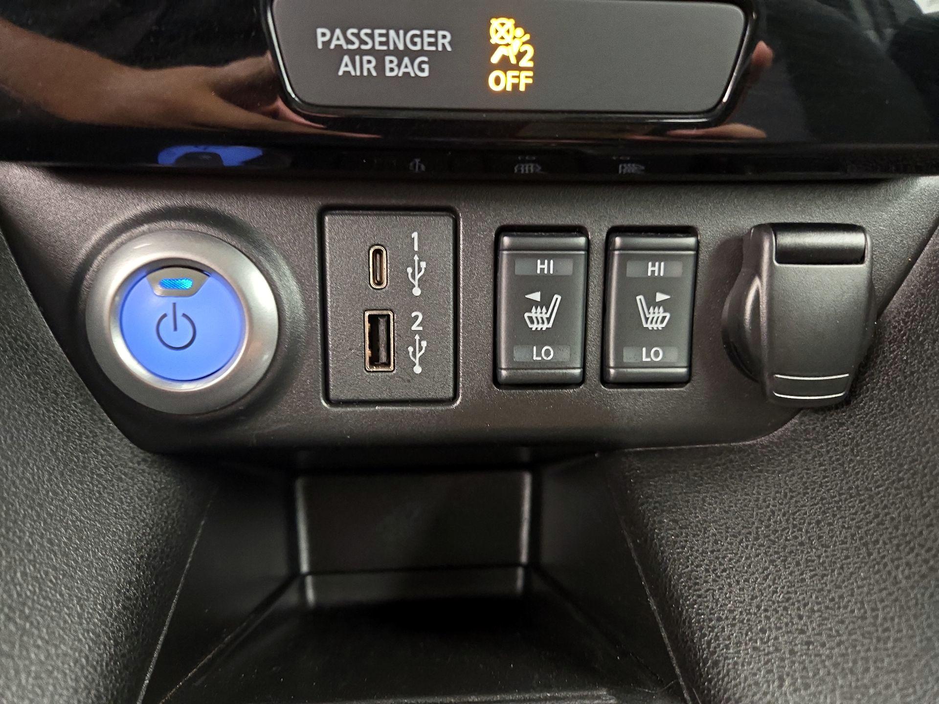 Thumbnail: 2023 Nissan Leaf - 19