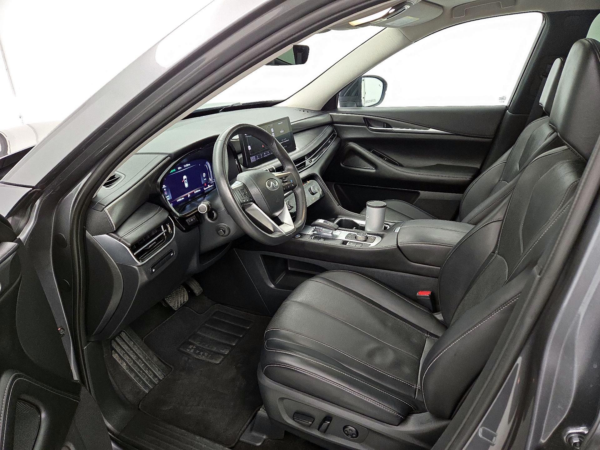 Thumbnail: 2023 INFINITI QX60 - 11