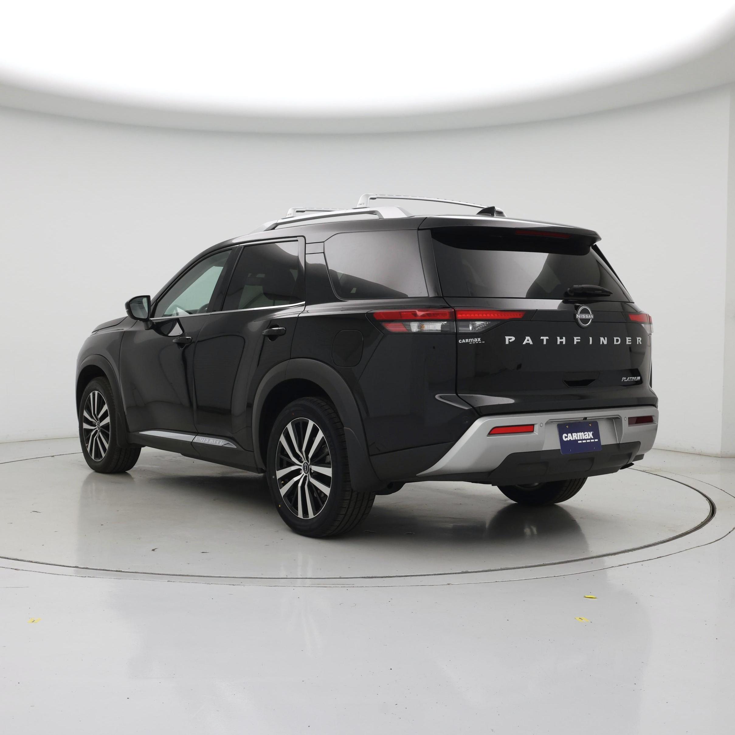Thumbnail: 2024 Nissan Pathfinder - 2