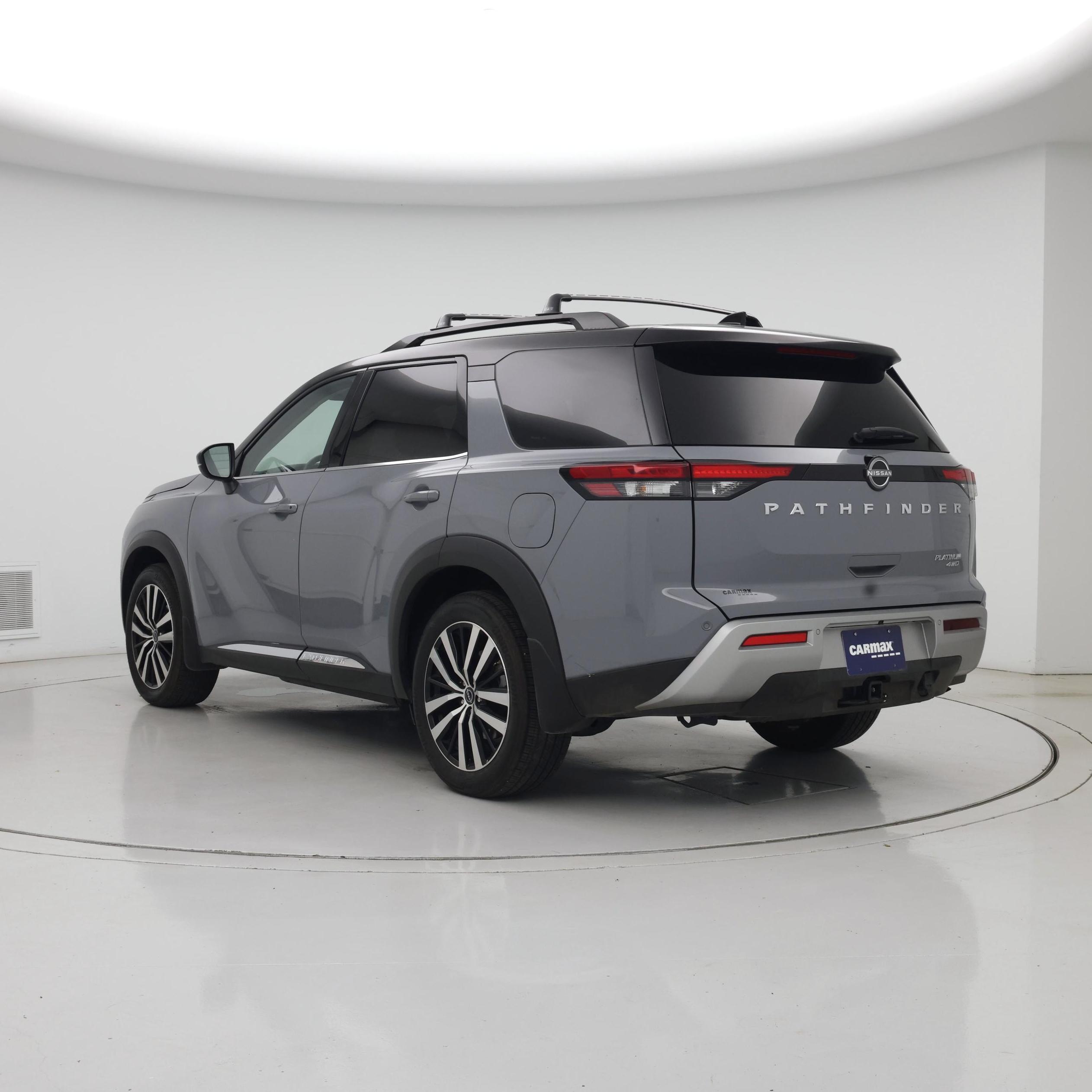 Thumbnail: 2023 Nissan Pathfinder - 2
