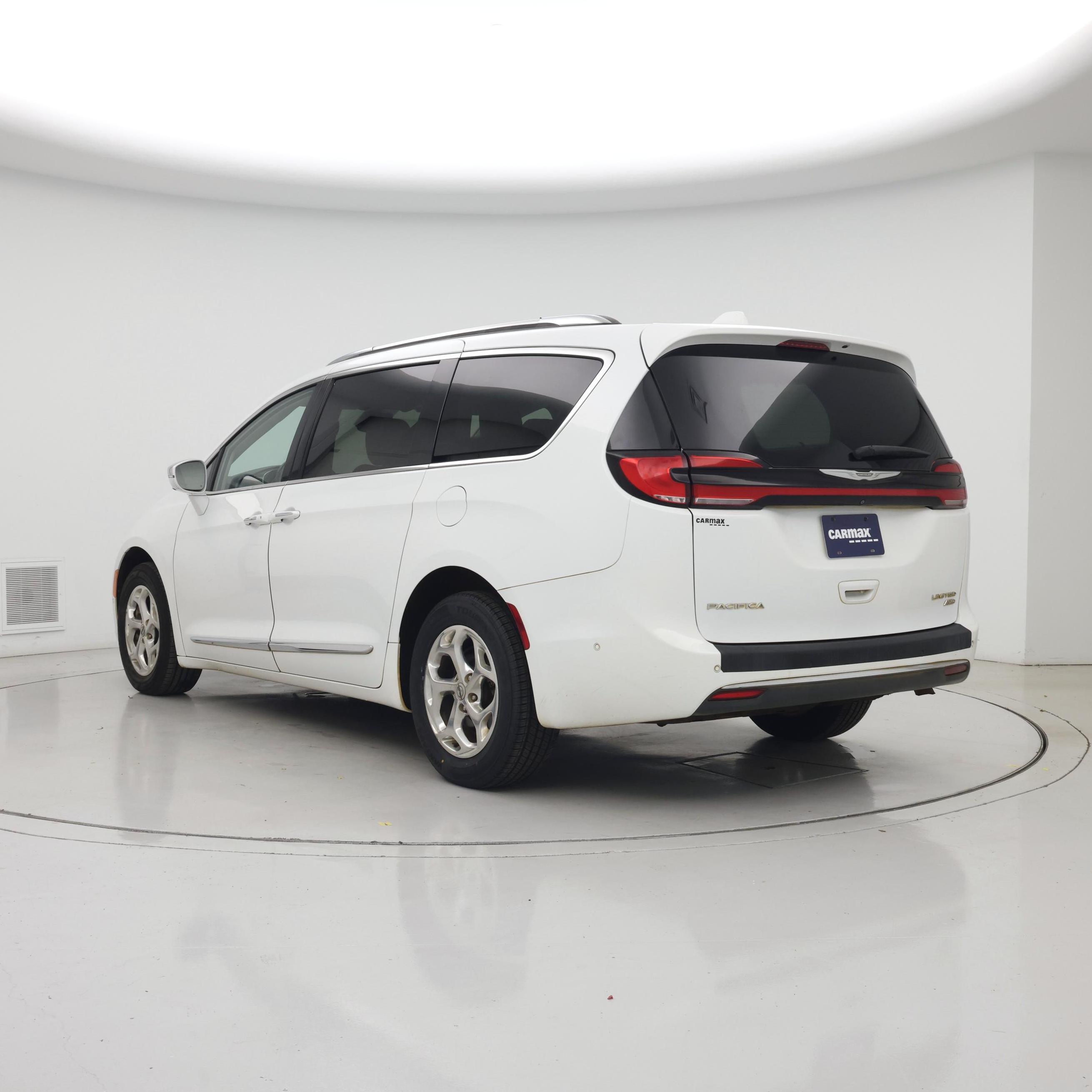 Thumbnail: 2021 Chrysler Pacifica - 2