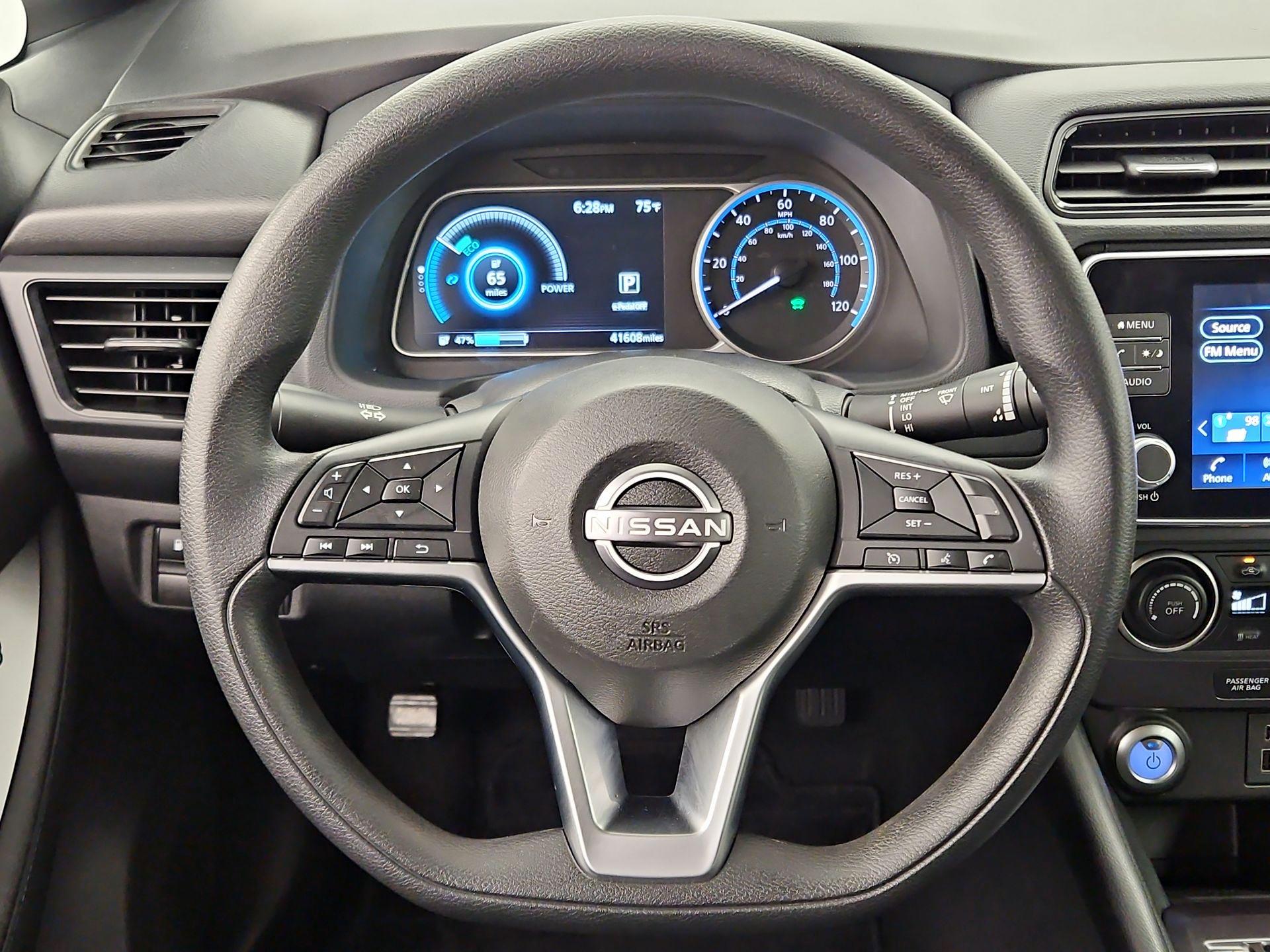 Thumbnail: 2023 Nissan Leaf - 10