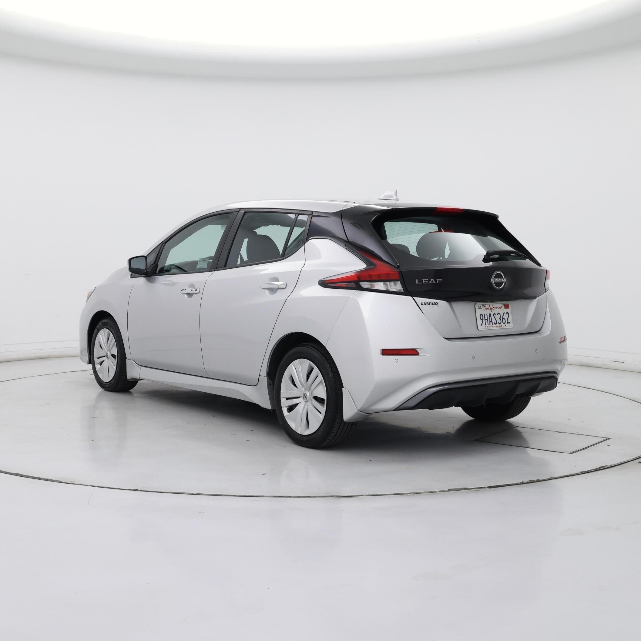 Thumbnail: 2023 Nissan Leaf - 2
