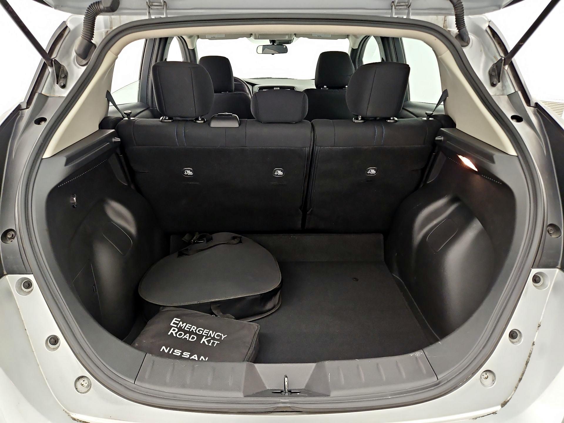 Thumbnail: 2023 Nissan Leaf - 20