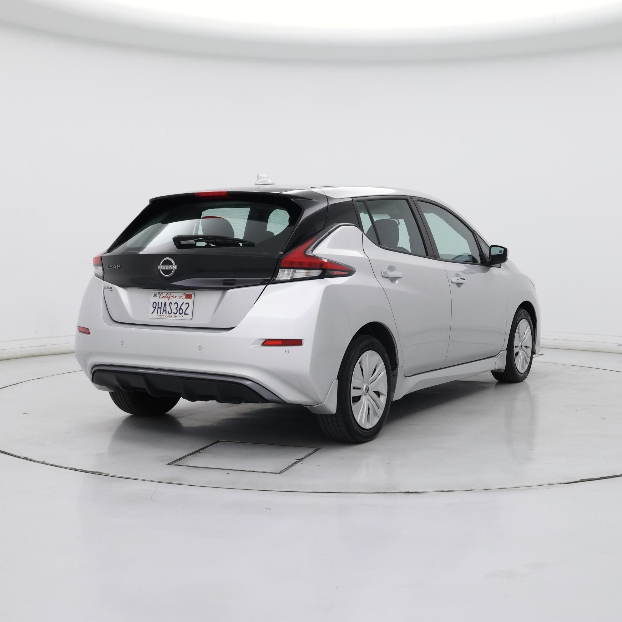 Thumbnail: 2023 Nissan Leaf - 8