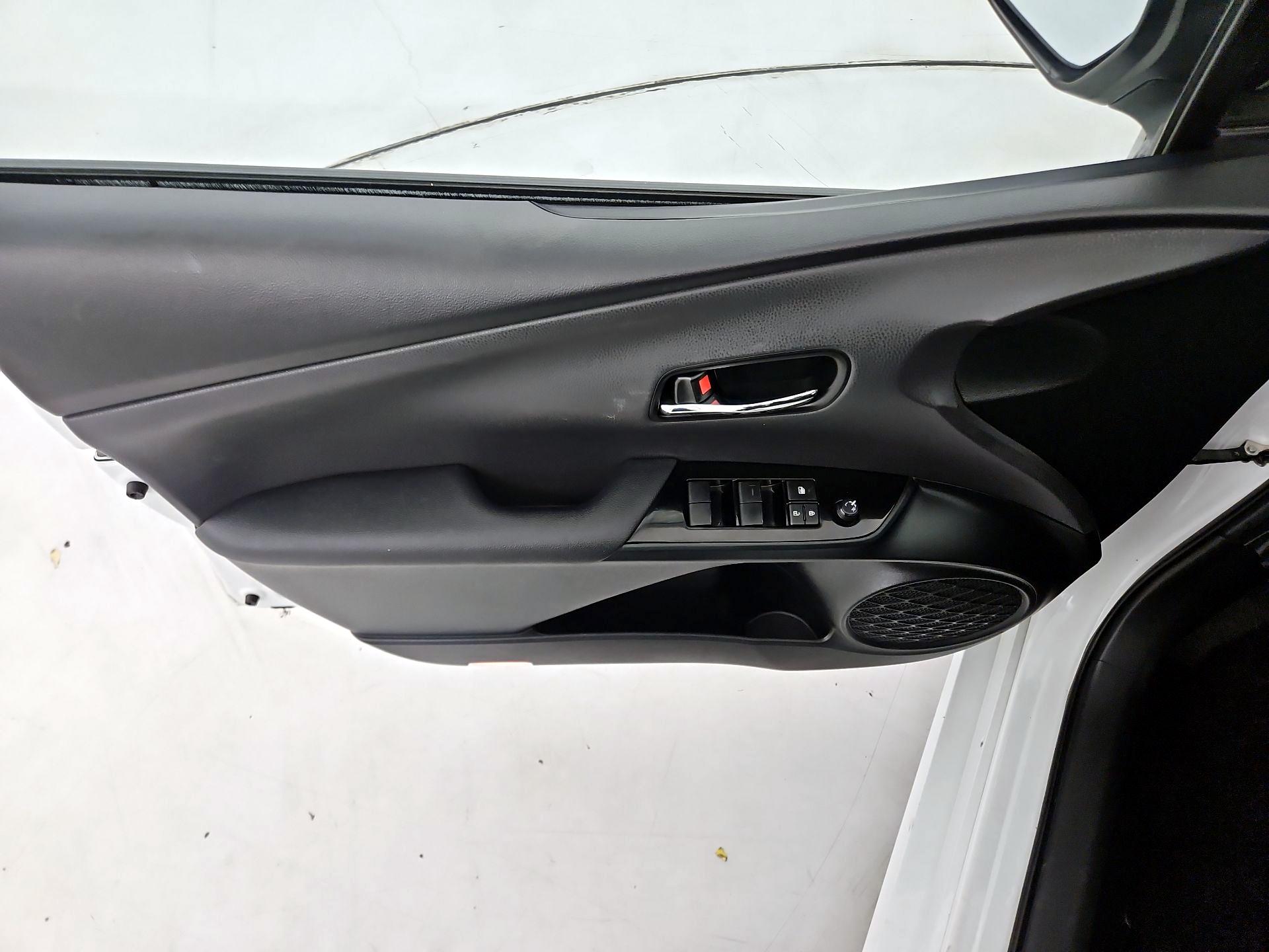 Thumbnail: 2021 Toyota Prius Prime - 12
